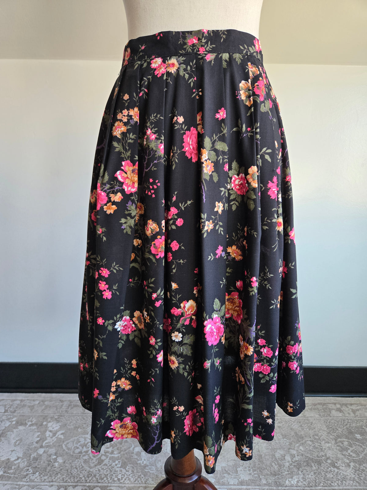 Vintage Worthington Rayon Floral Midi Skirt - W26