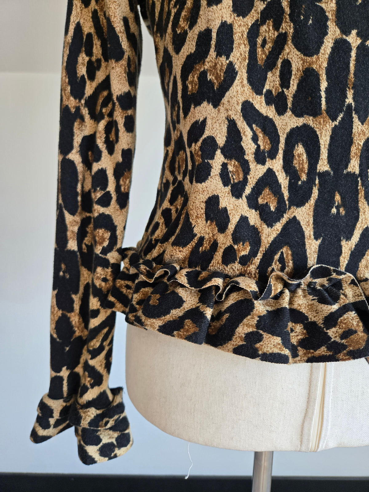 INC Y2K Leopard Ruffled Cardigan - S/M