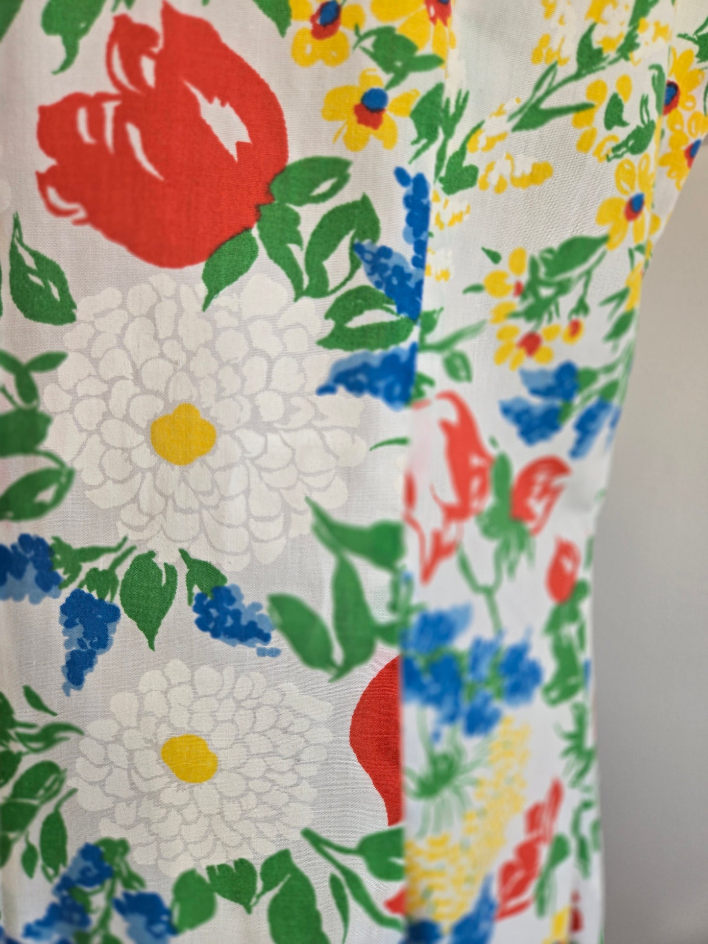 New Perspective Vintage 60s White Floral Cotton Dress - large