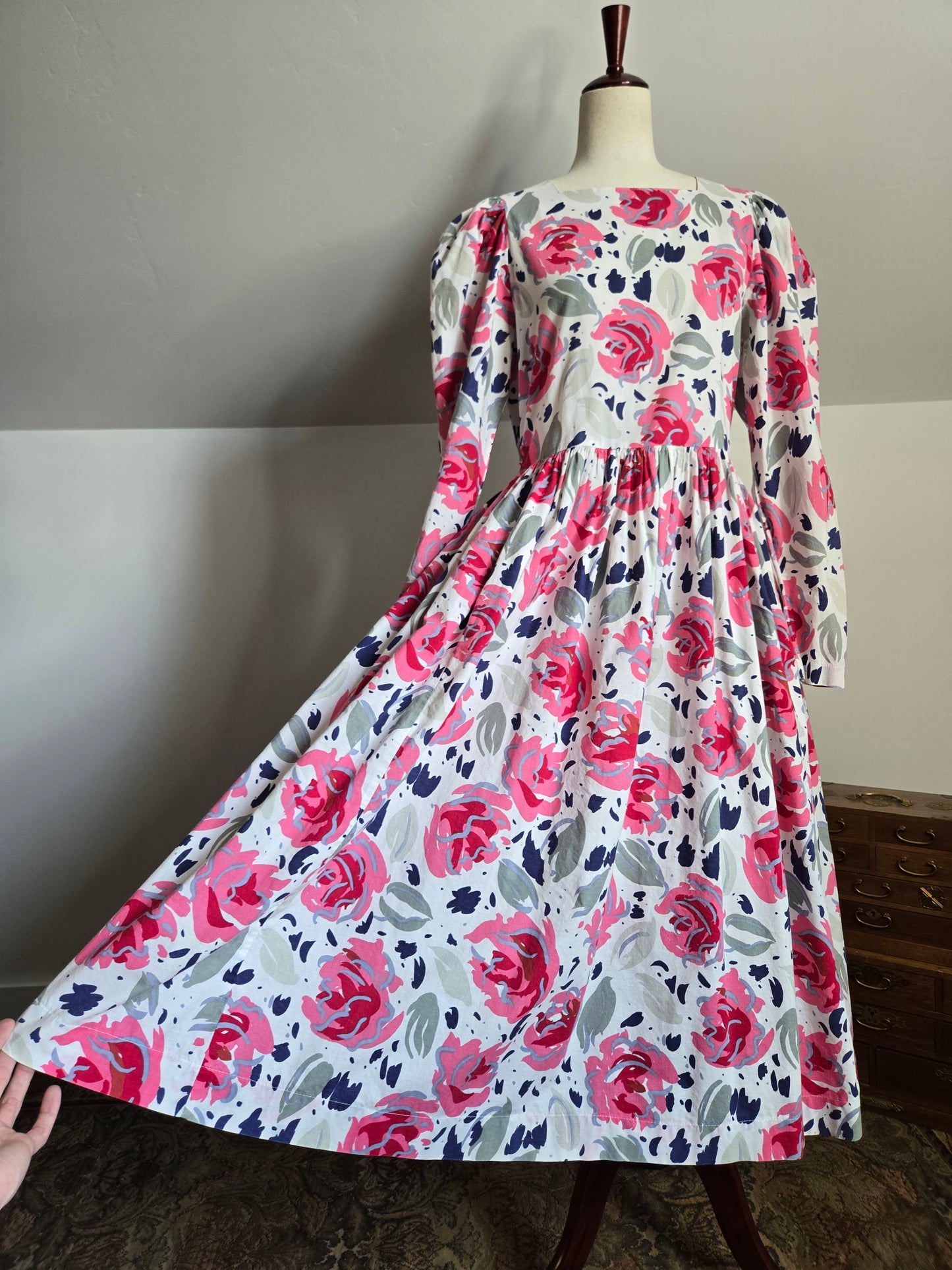 Laura Ashley Made in Great Britain Cotton Floral Dress - large