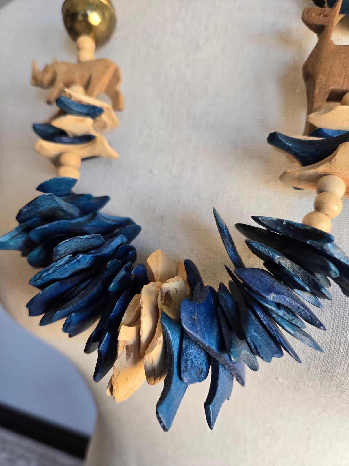 Safari Babe Wood Necklace - Blue