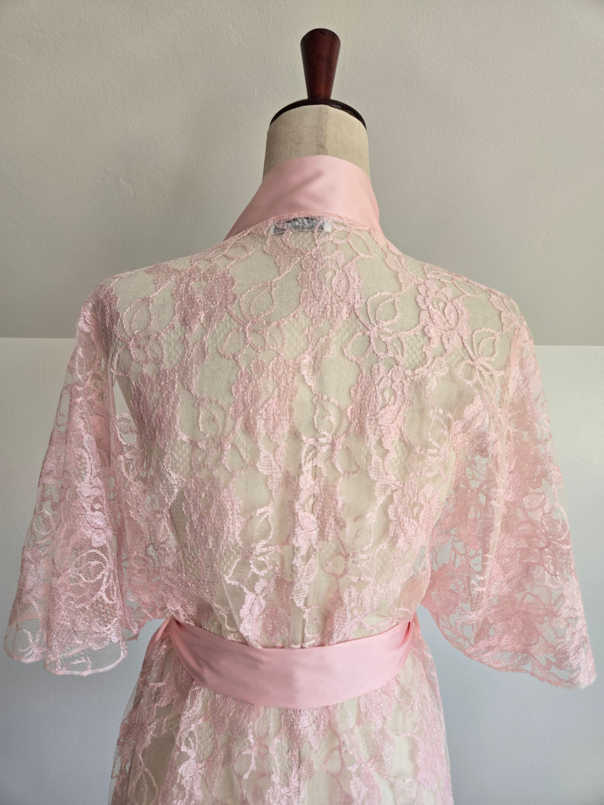 Vintage Miss Elaine Pink Lace Union Made Robe - M/L