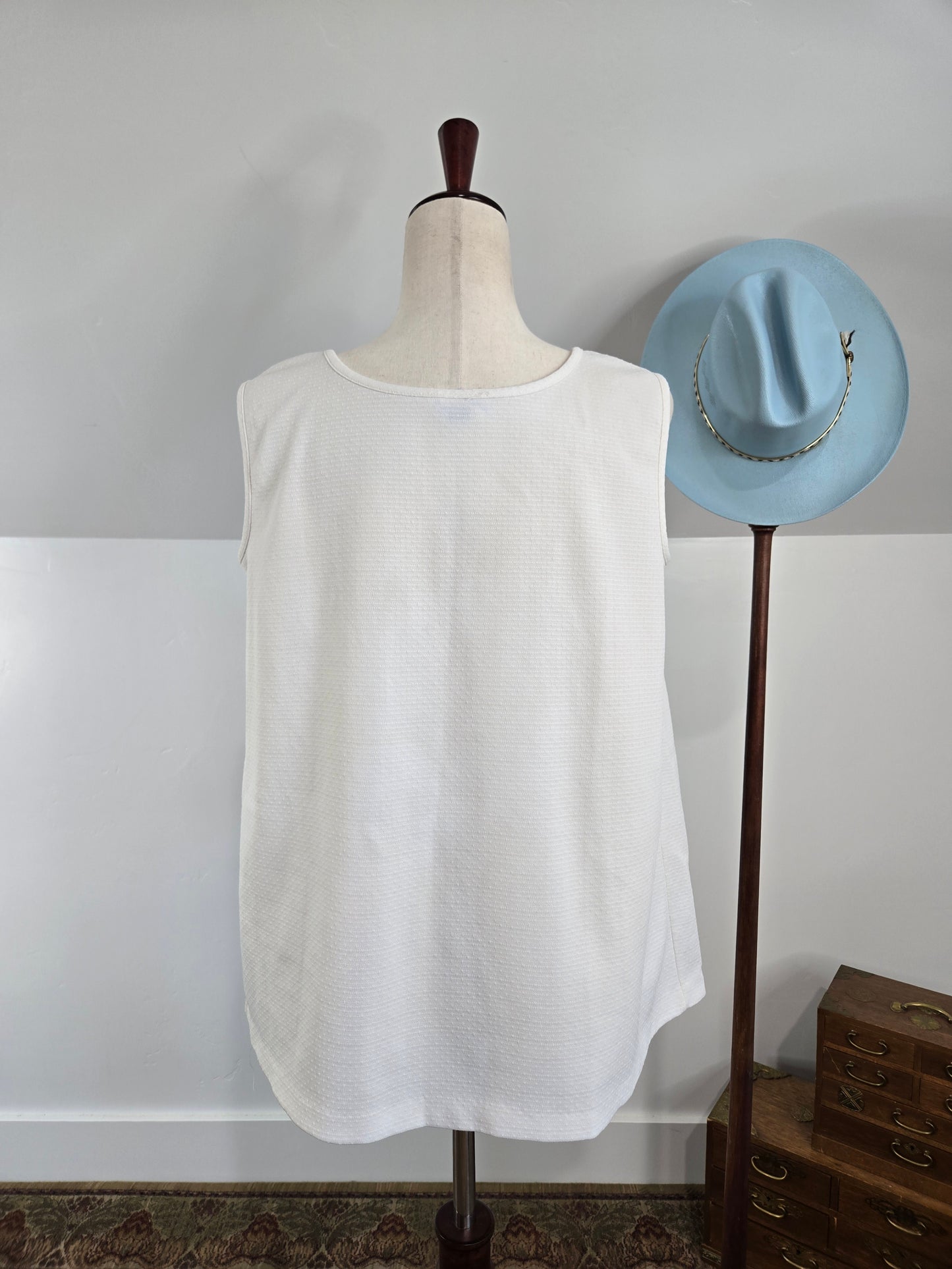 Mario Vintage 60s Colorful Bow Tank Top - Large