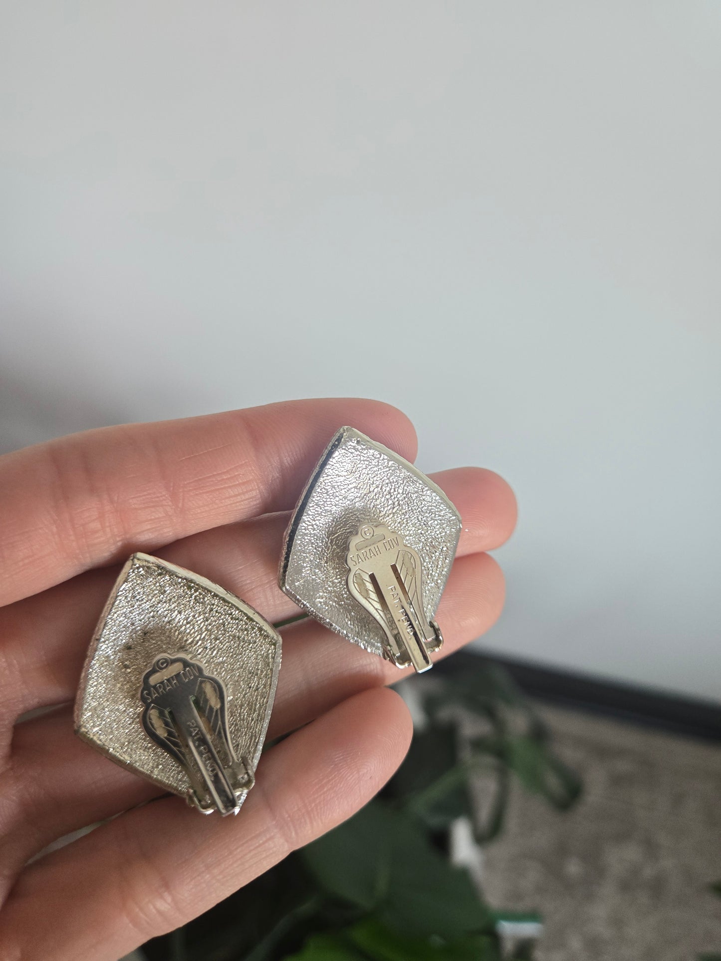 1961 Sarah Coventry Silver Tone Nile Three Piece Set