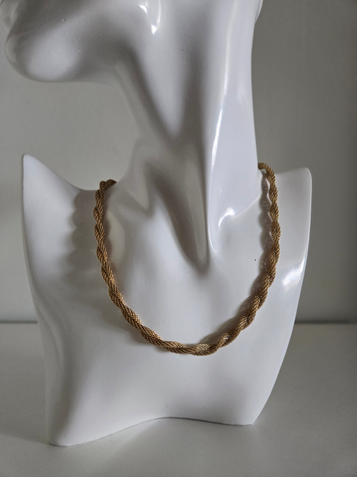 Sarah Coventry Vintage Gold Twisted Necklace