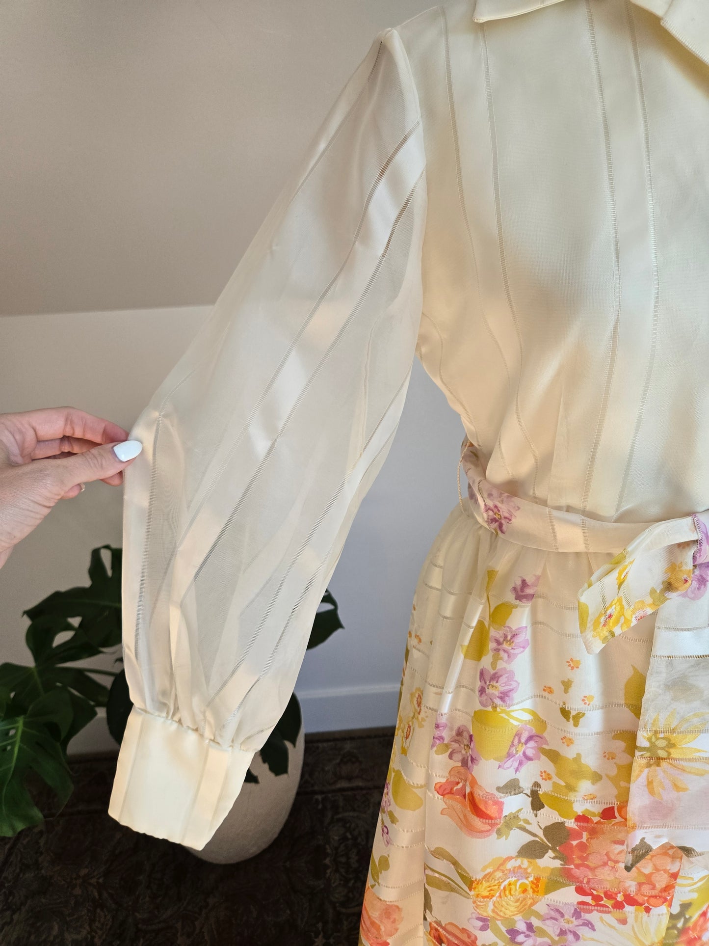 Lorrie Deb San Fransisco Vintage 1970s Hostess Dress - small