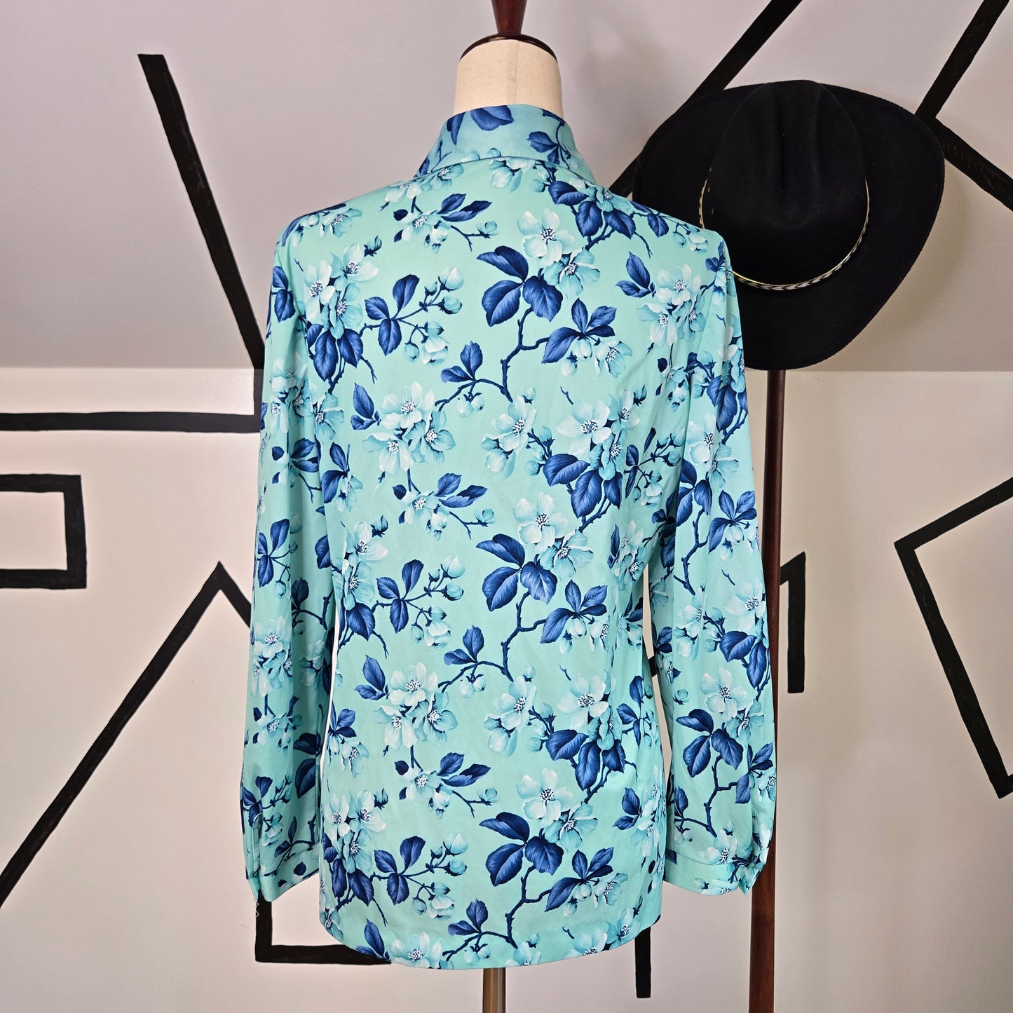 Vintage 70s Mint Green and Blue Floral Long Sleeve Top - large