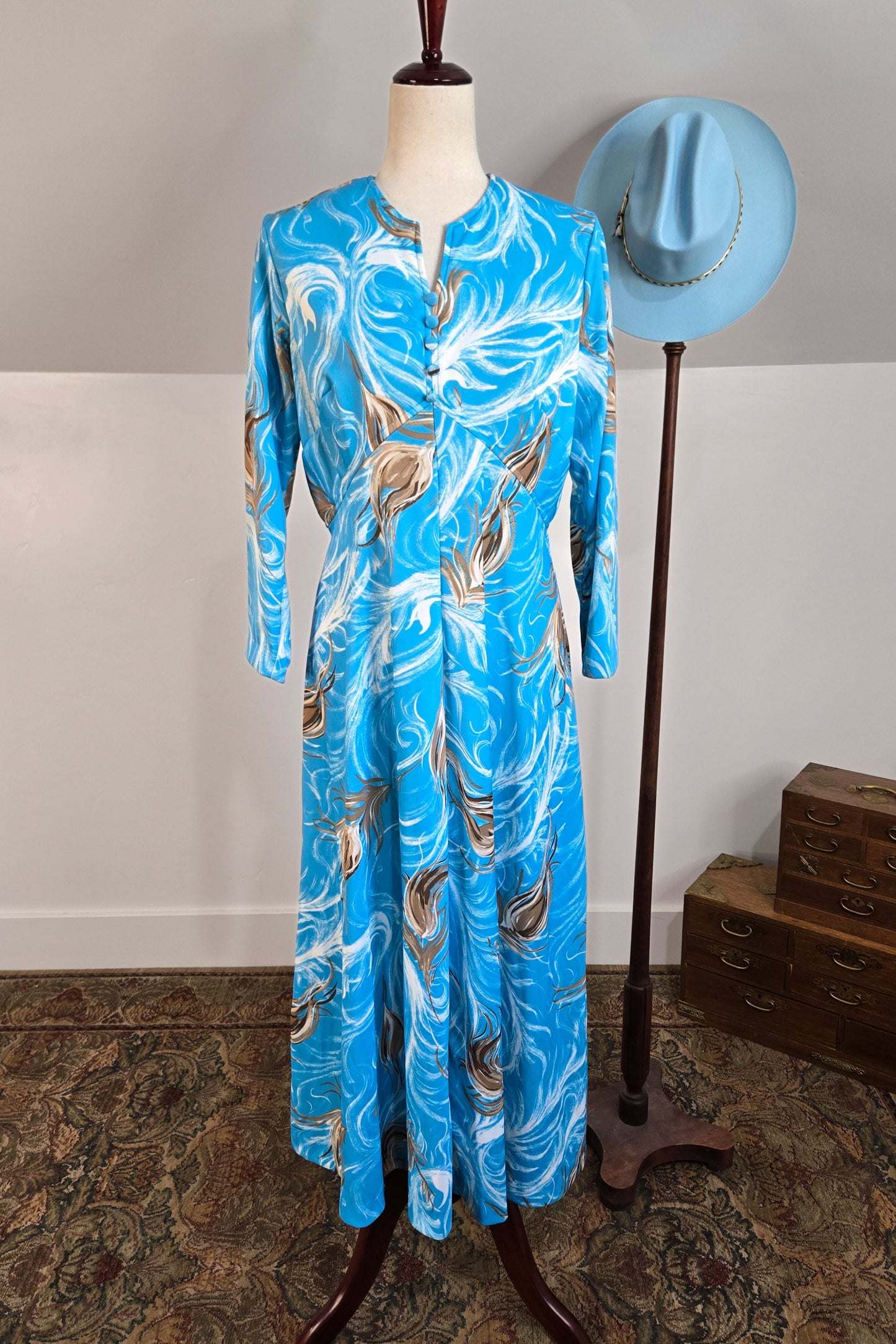 Sears Vintage 60s Blue Feather Print Dress - large