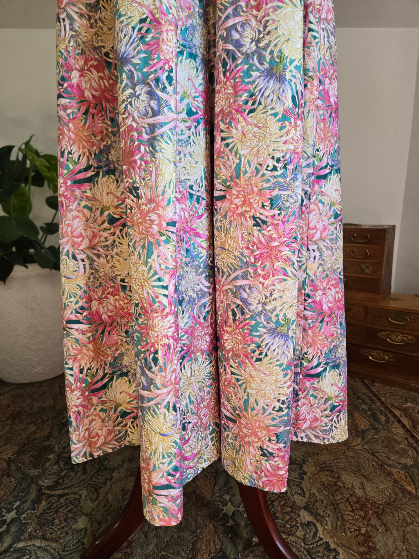 Vintage 1970s Handmade Cotton and Lace Maxi Housedress - large