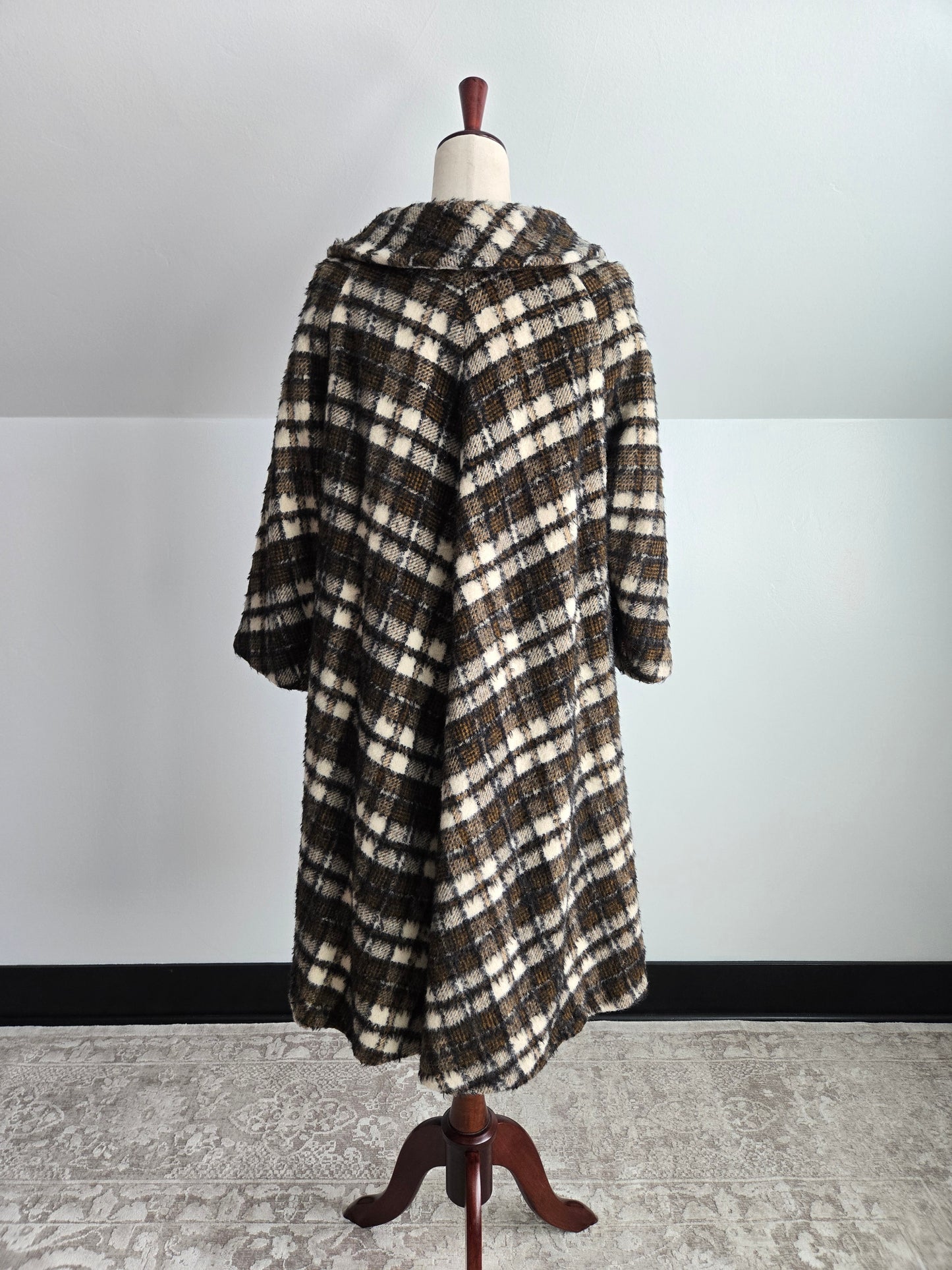 Madison's Columbus 1950s Mohair Plaid Car Coat - XL