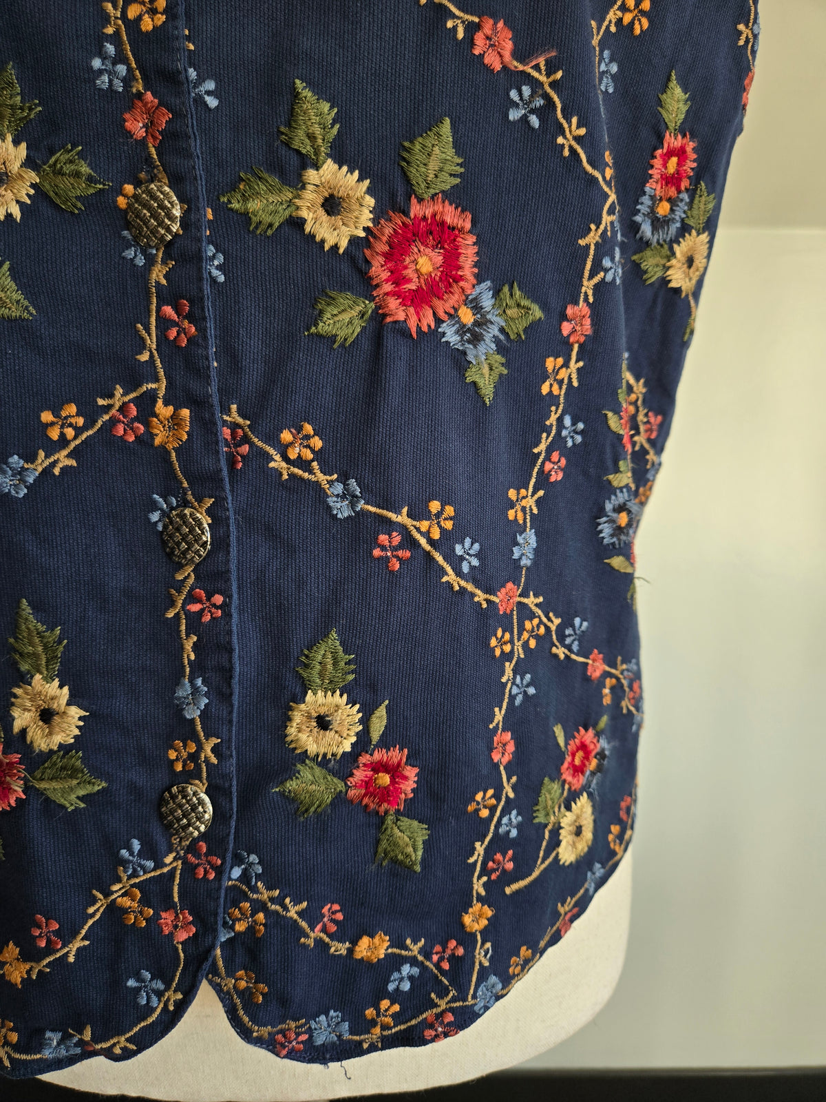 Casual Corner 90s Floral Embroidered Vest - M/L