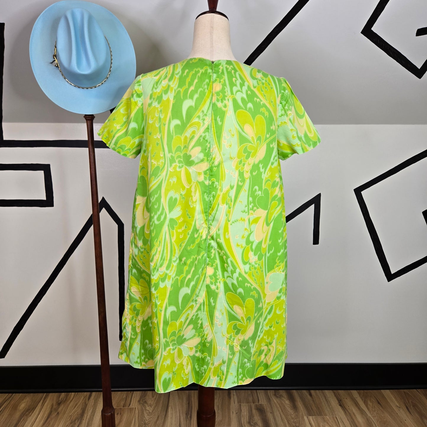 Vintage 1950s Handmade Lime Green Gauzy Cotton Shift Dress - medium