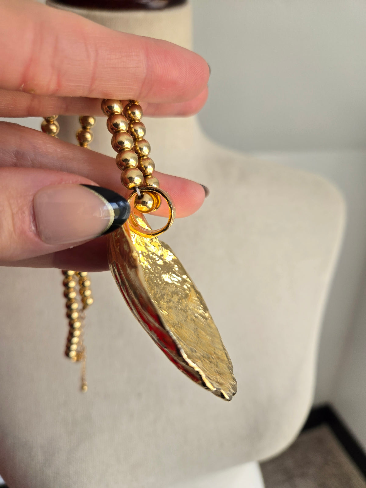 Gay Boyer Signed Vintage Gold Shell Necklace