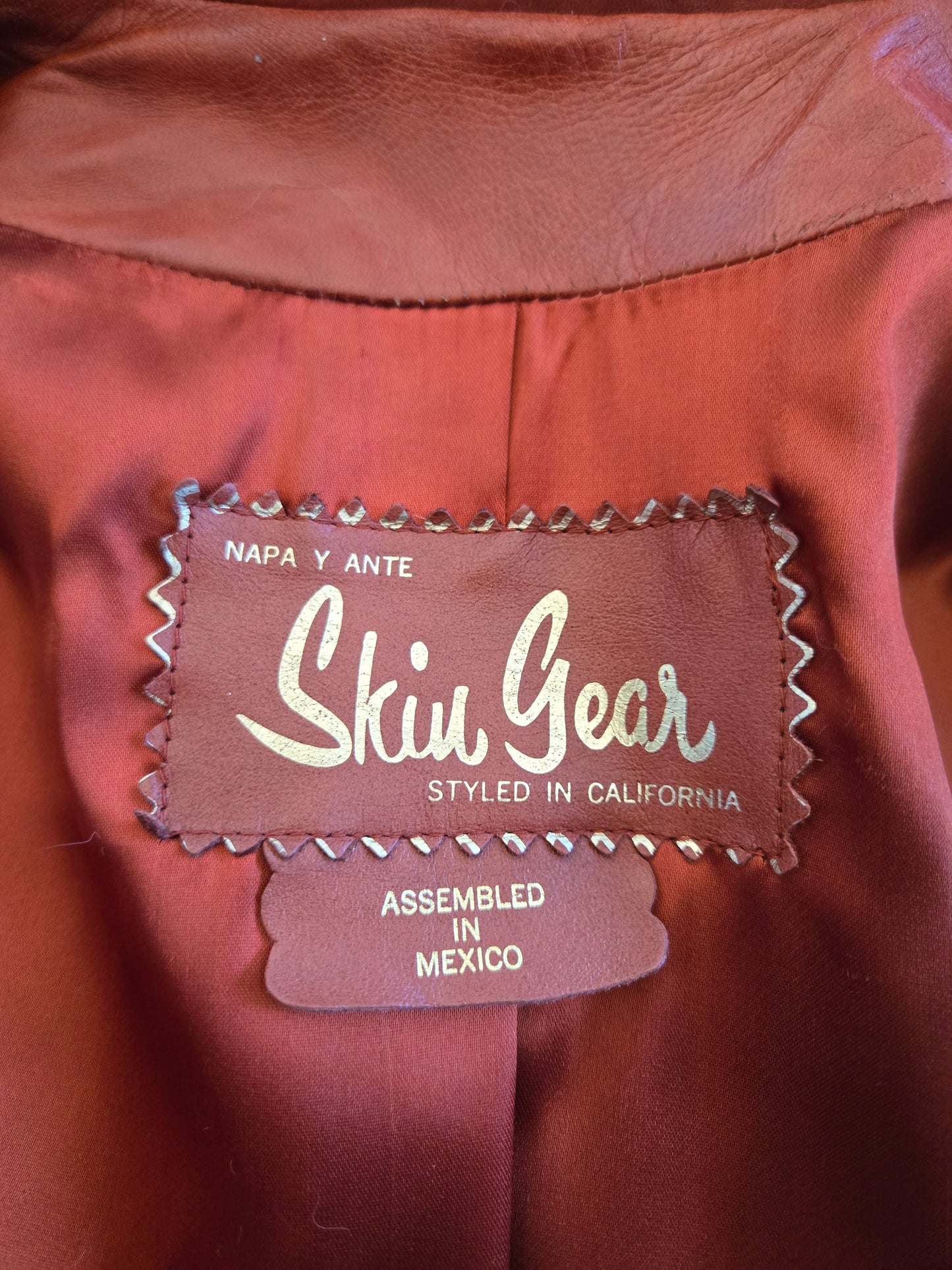 Napa Y Ante Skin Gear 1970s Patchwork Brown Leather Trench with Coyote Fur - Medium