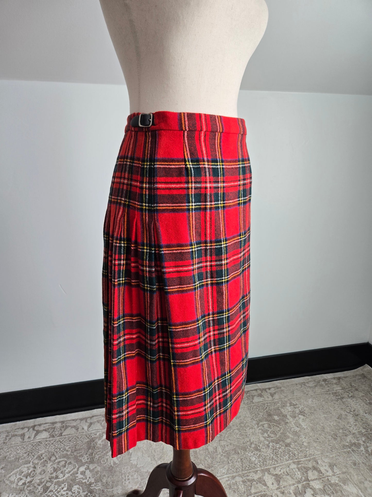 Pitlochry Scottish Wool Stewart Plaid Skirt - W26-28"
