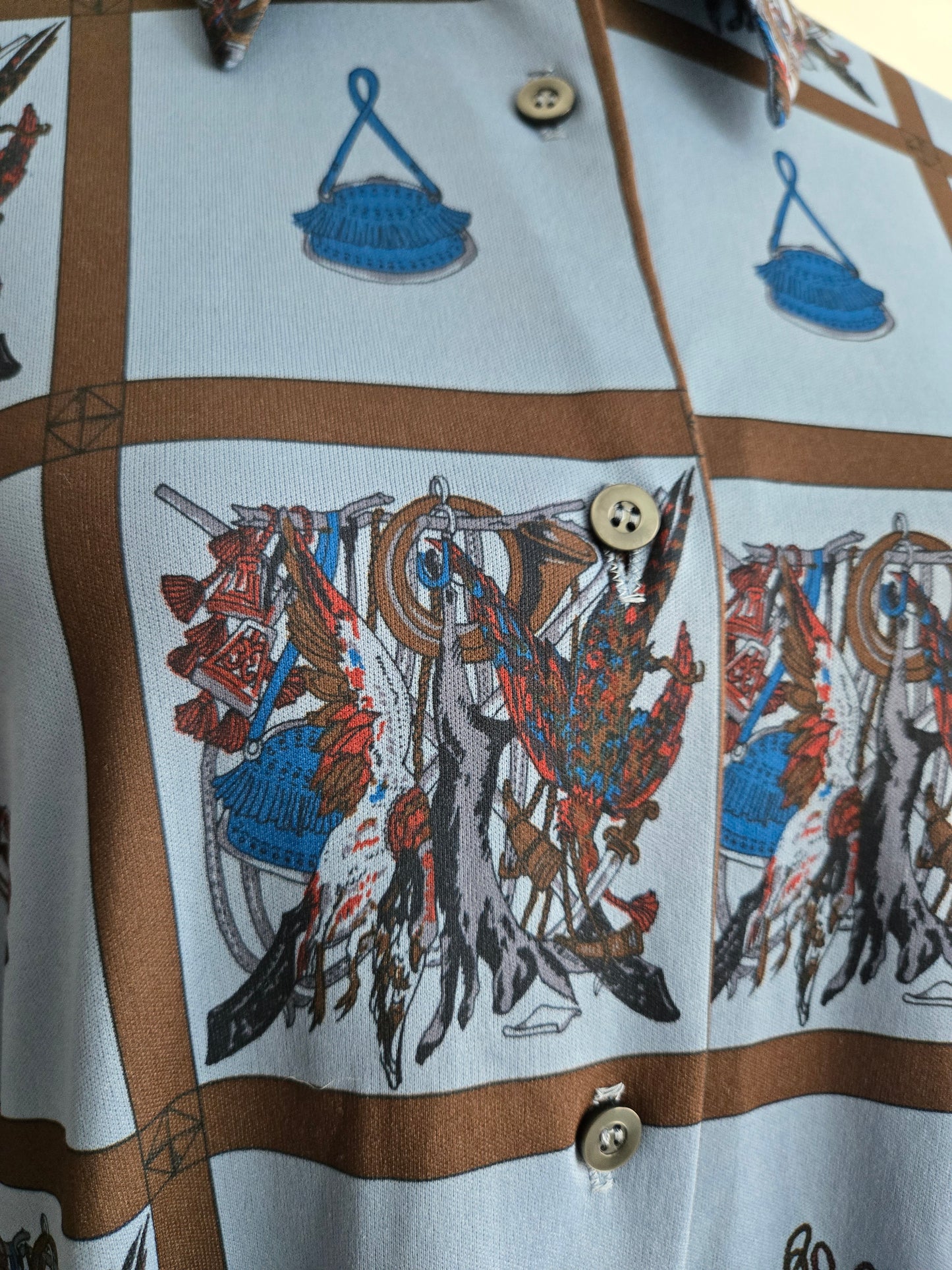 Lucky Tops by L&K Vintage Hunting Still Life Print Top - XL