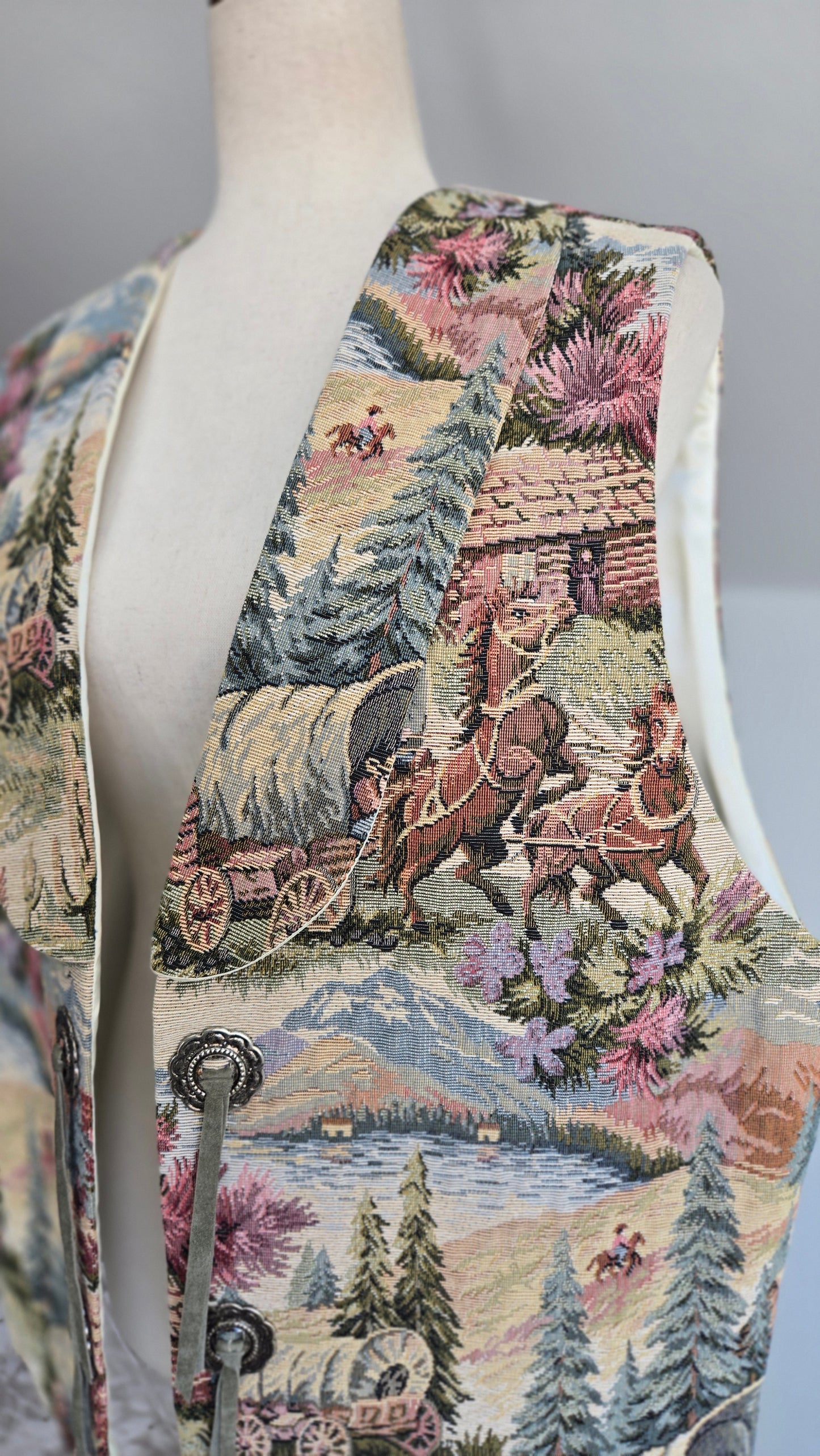 Dion Western Tapestry Vest - XL/2XL
