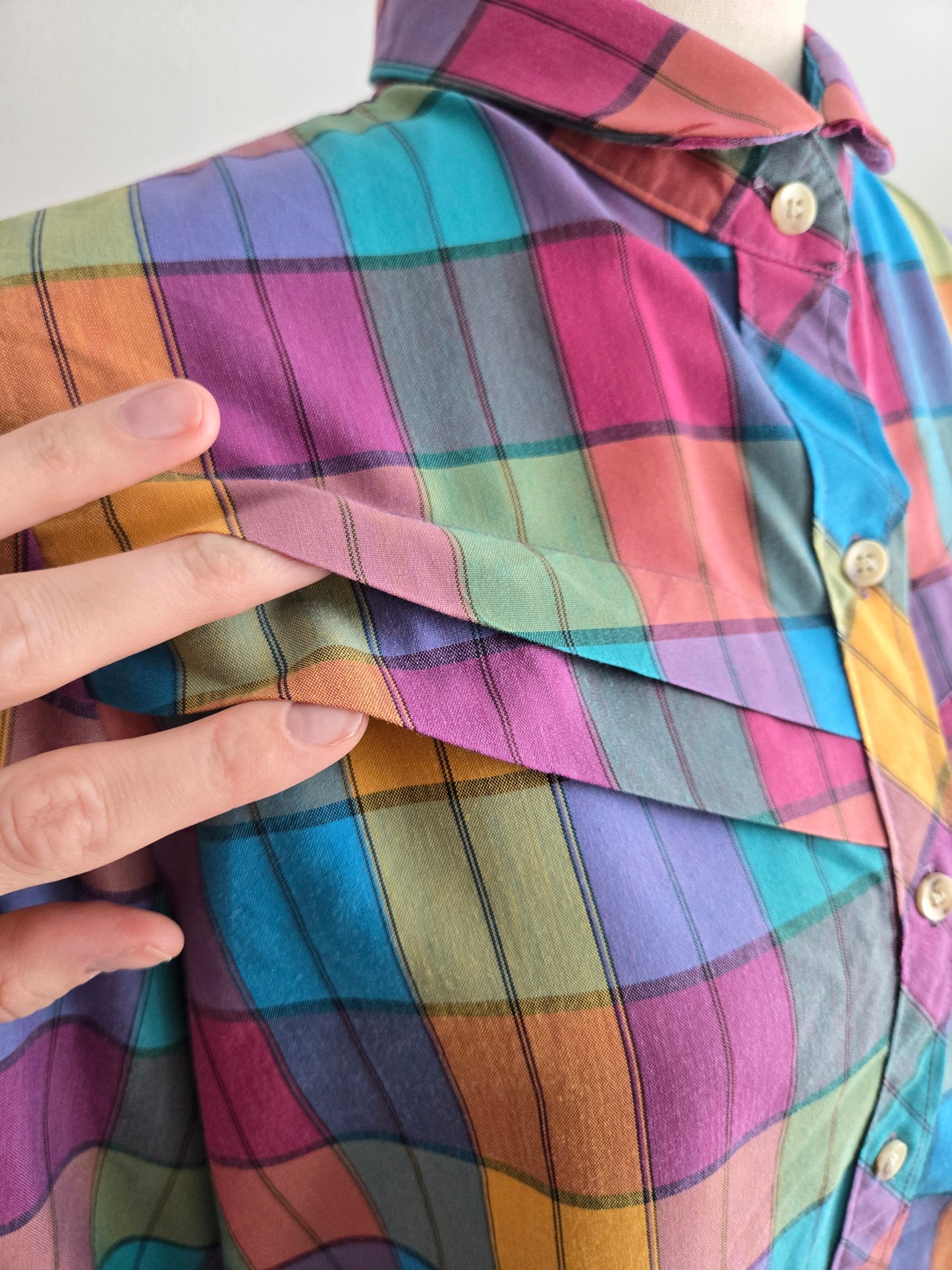 Wrangler Vintage 70s Colorful Plaid Button Down Top - large