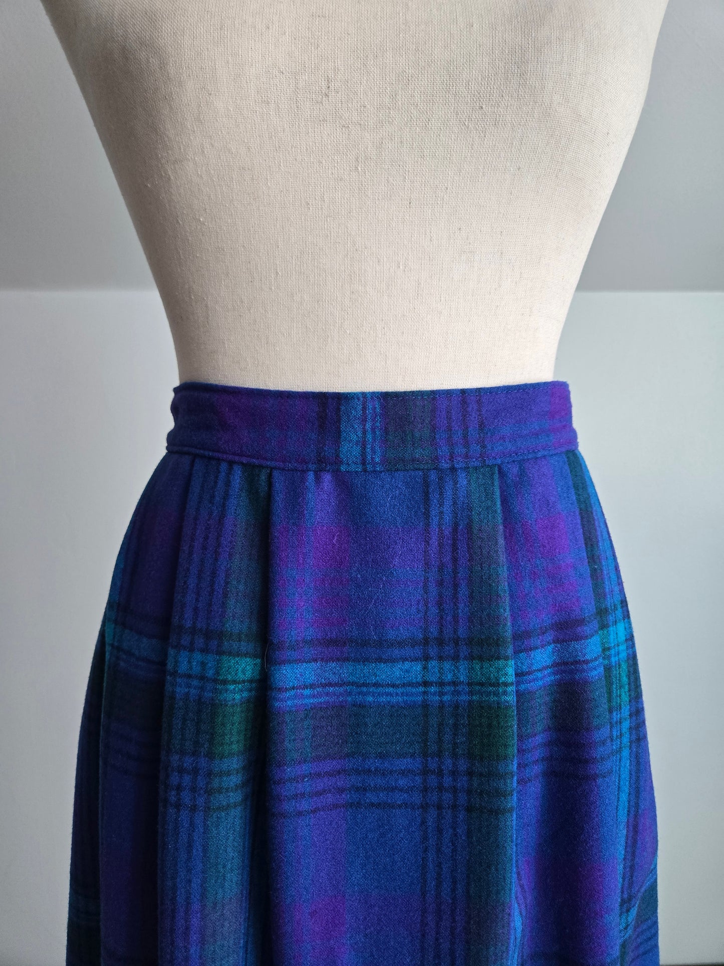 Pendleton Vintage Blue and Purple Plaid Wool Skirt - W29"
