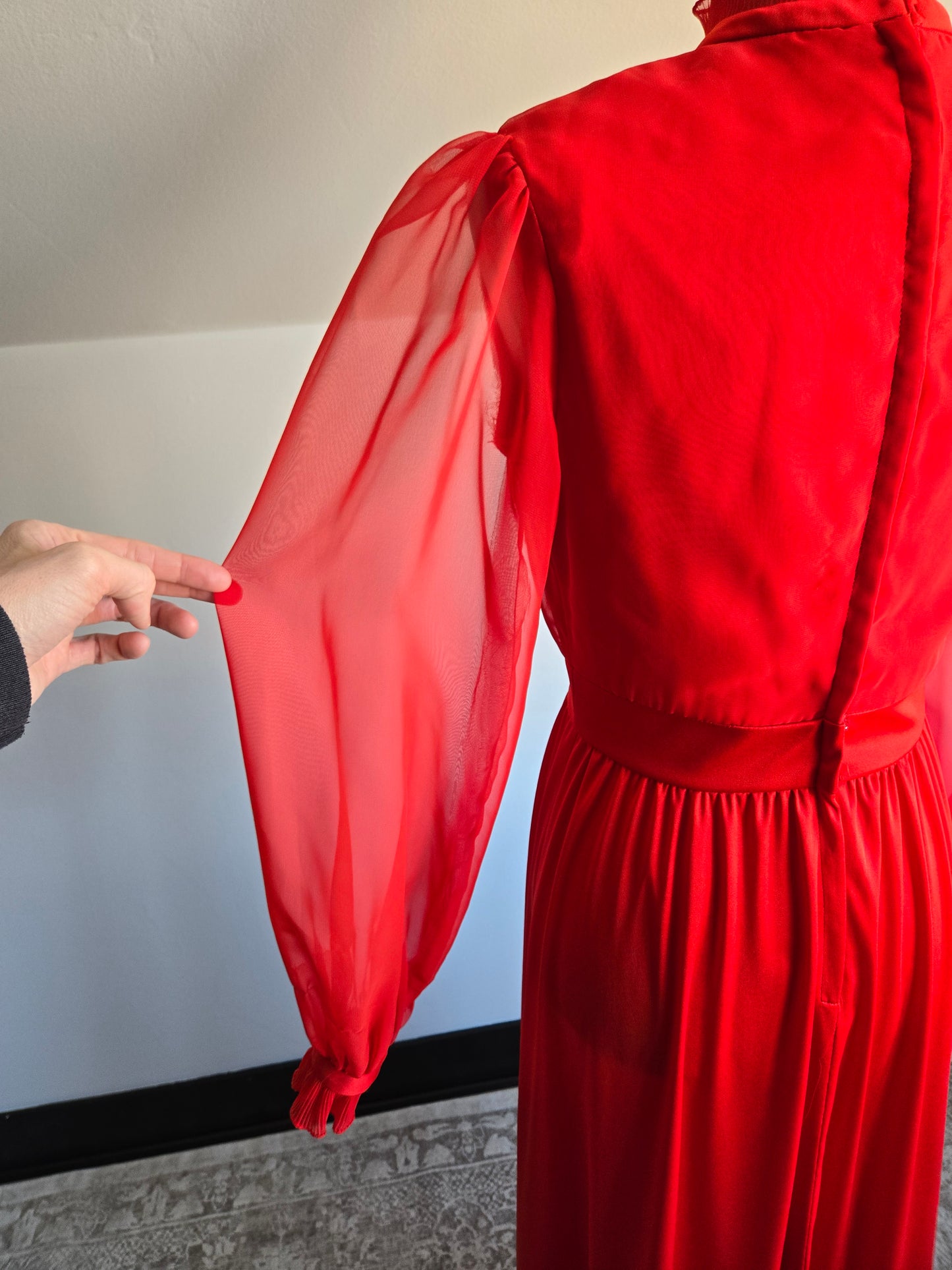 Vintage 1970s Red Dress with Ruffle Front Detail - small