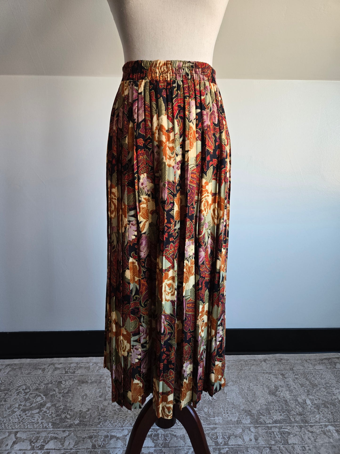 Melrose Vintage 90s Rayon Skirt - S/M/L