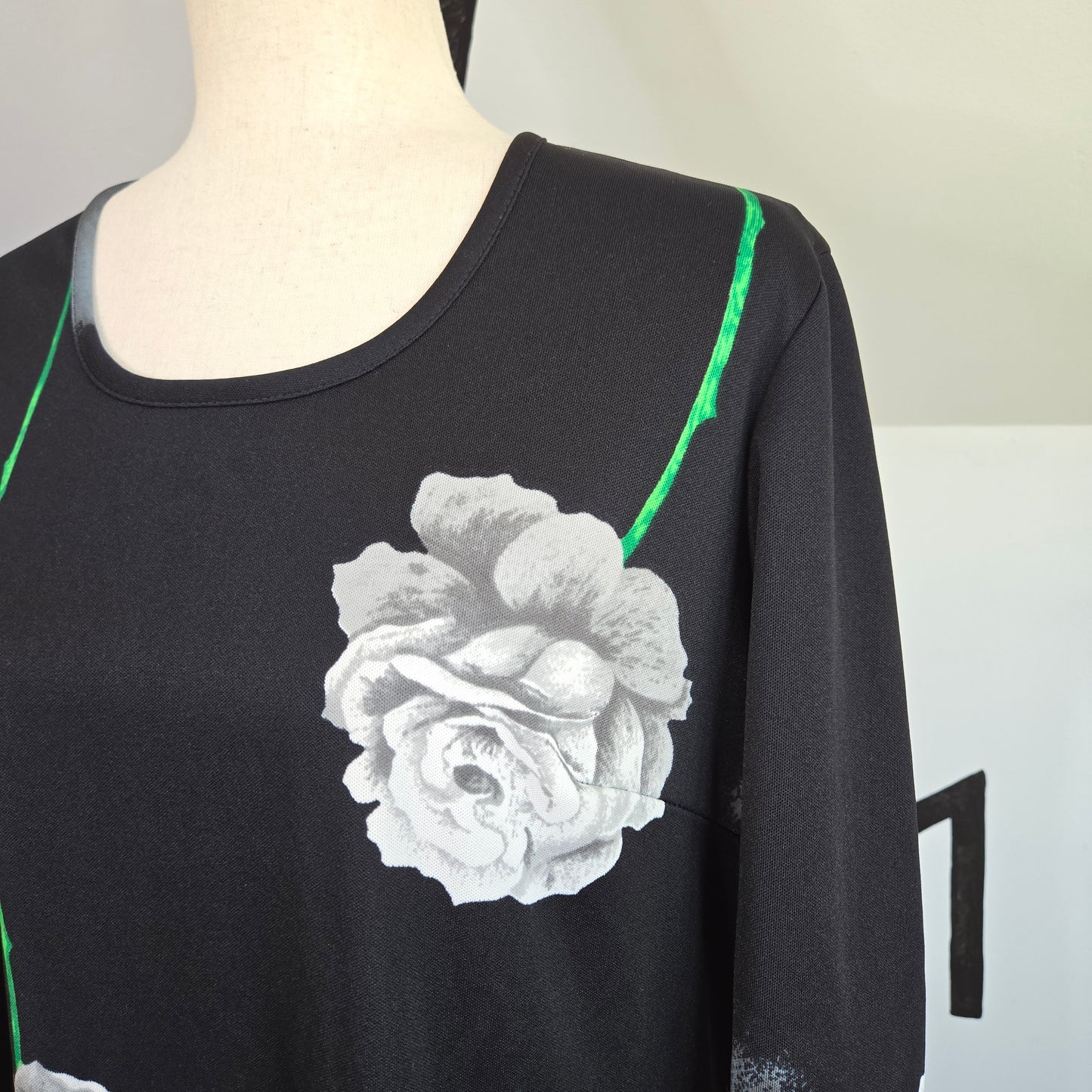 Lady Blair Vintage 1970s Black Goth Aesthetic Dress with White Upside Down Roses - Large/XL