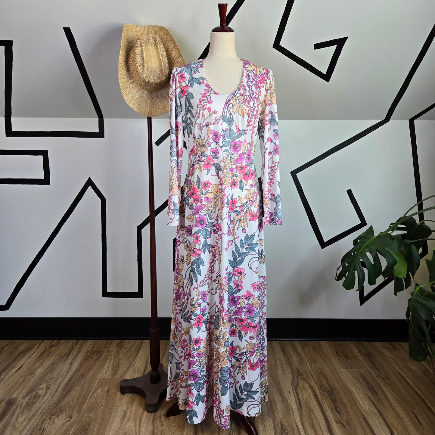 Vintage 1970s Floral Long Sleeve Maxi with Curved Bust Seams