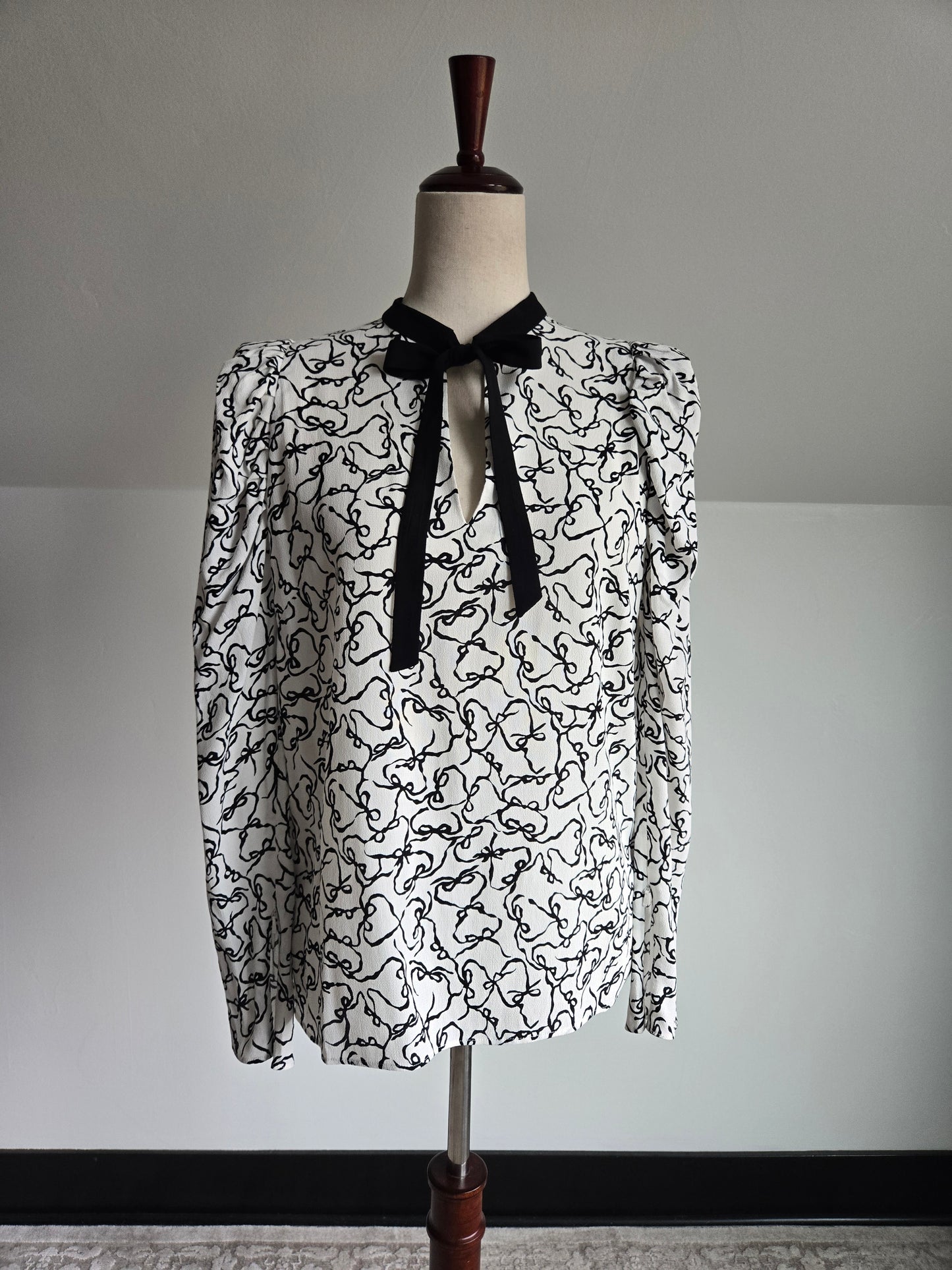 Ted Baker London Designer Bow Print Top - XS/S