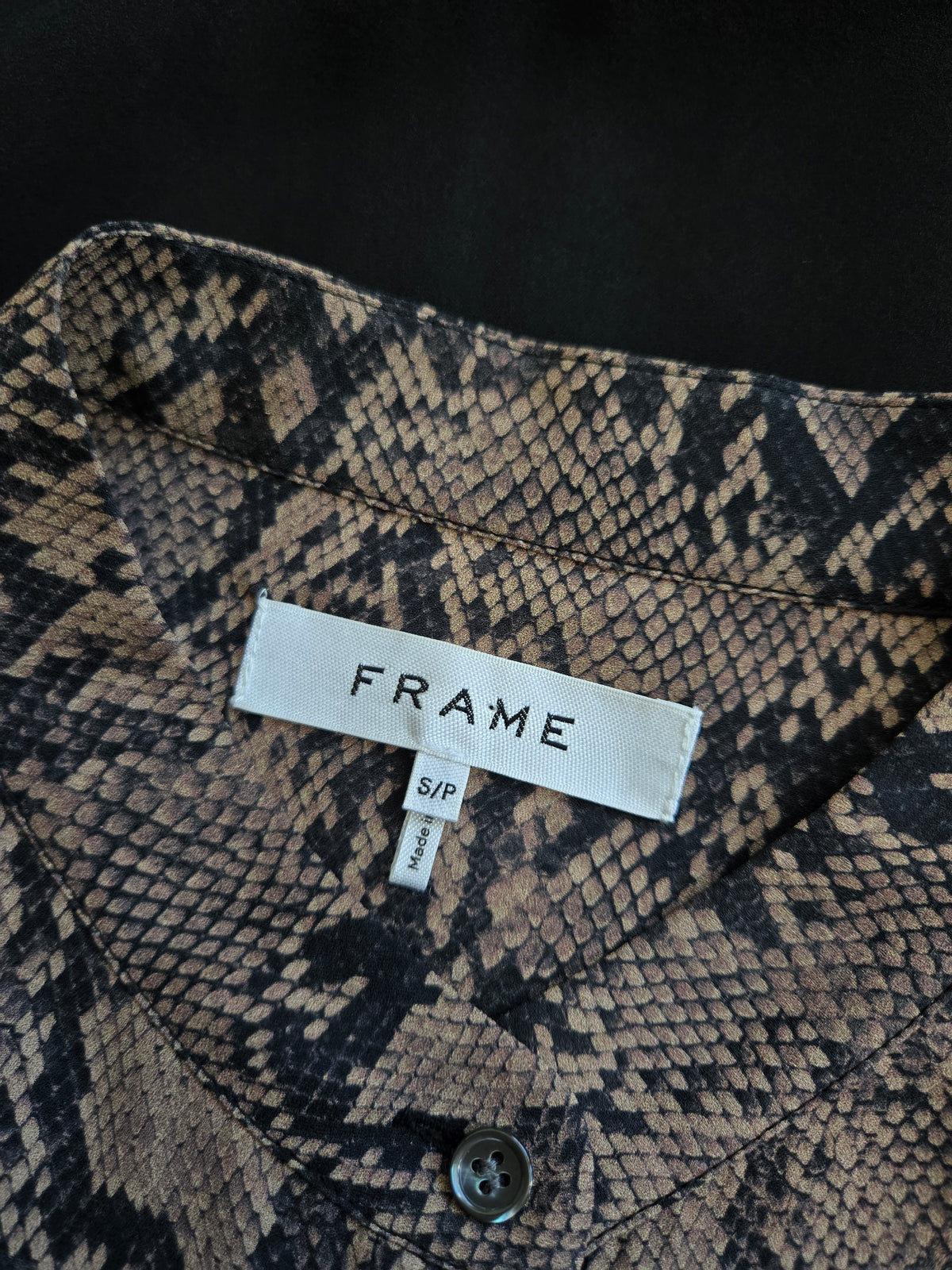 FRAME Designer Silk Top with Snakeskin Print - Small