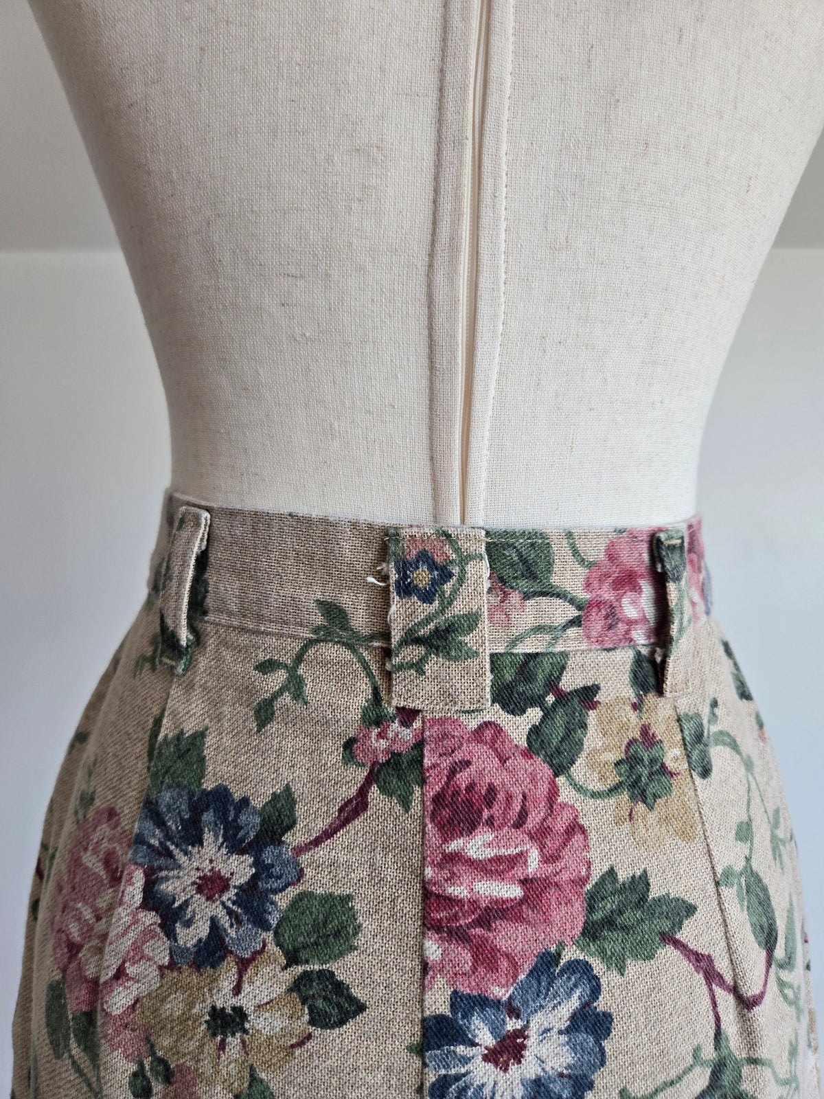 Vivaldi Vintage Cotton Floral Denim Skirt - W28