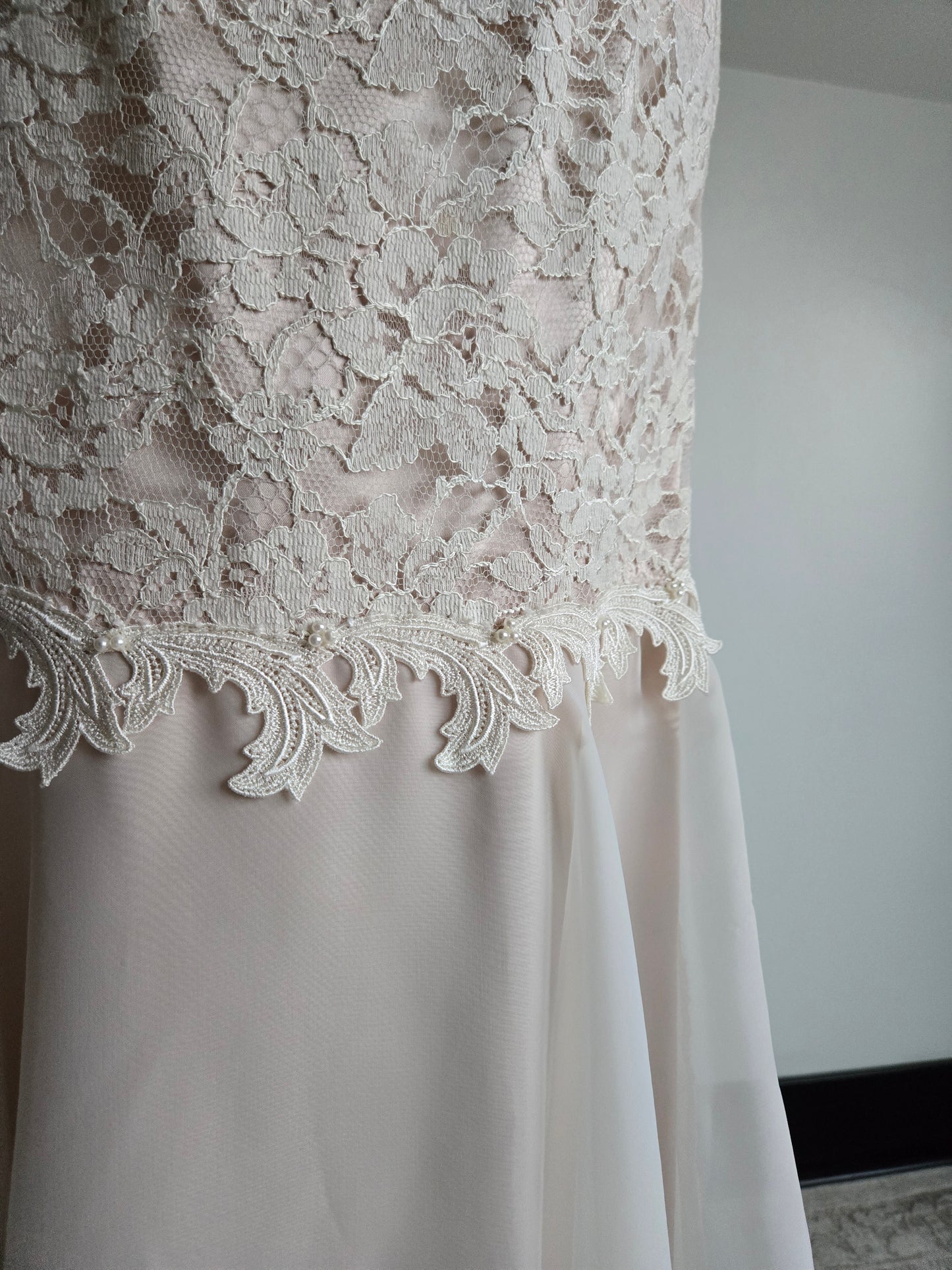 French Lace California Lace Formal Dress - XS/S