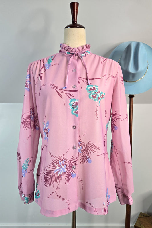 Alfred Dunner 70s Pink Floral Top with Neck Bow - medium/large