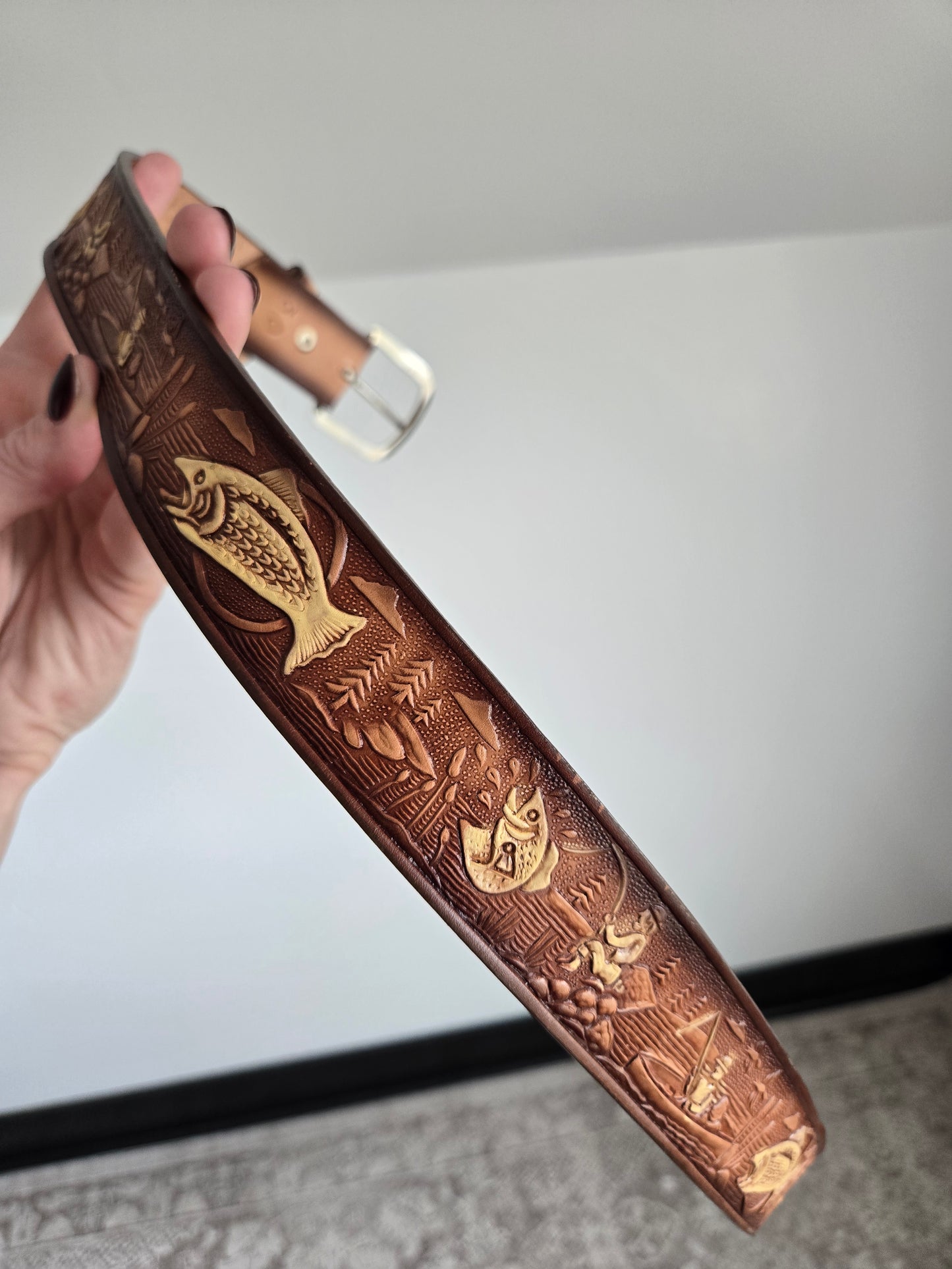 Made in Mexico Tooled Leather Belt in Fishing Pattern - W28-32"