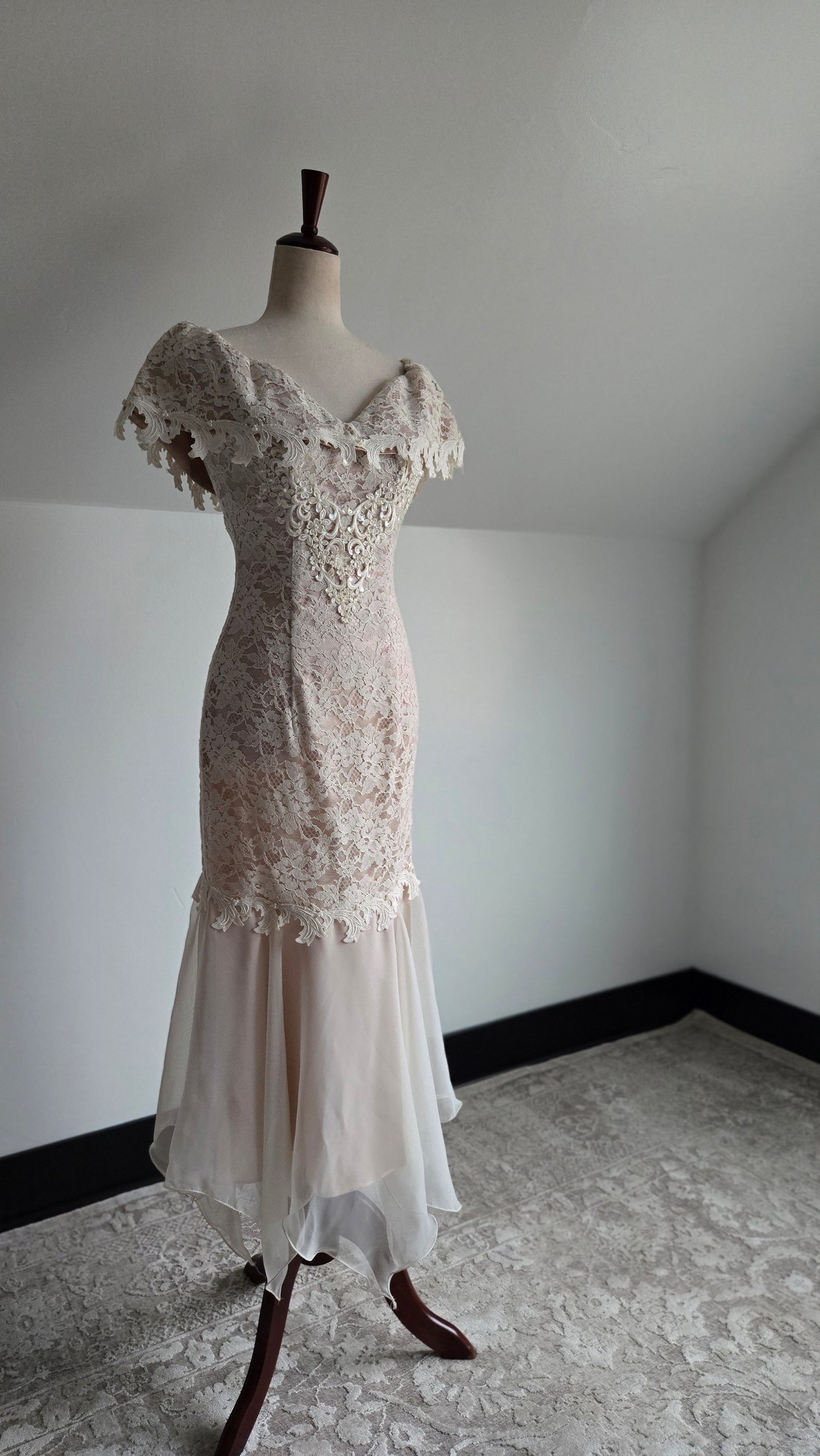 French Lace California Lace Formal Dress - XS/S