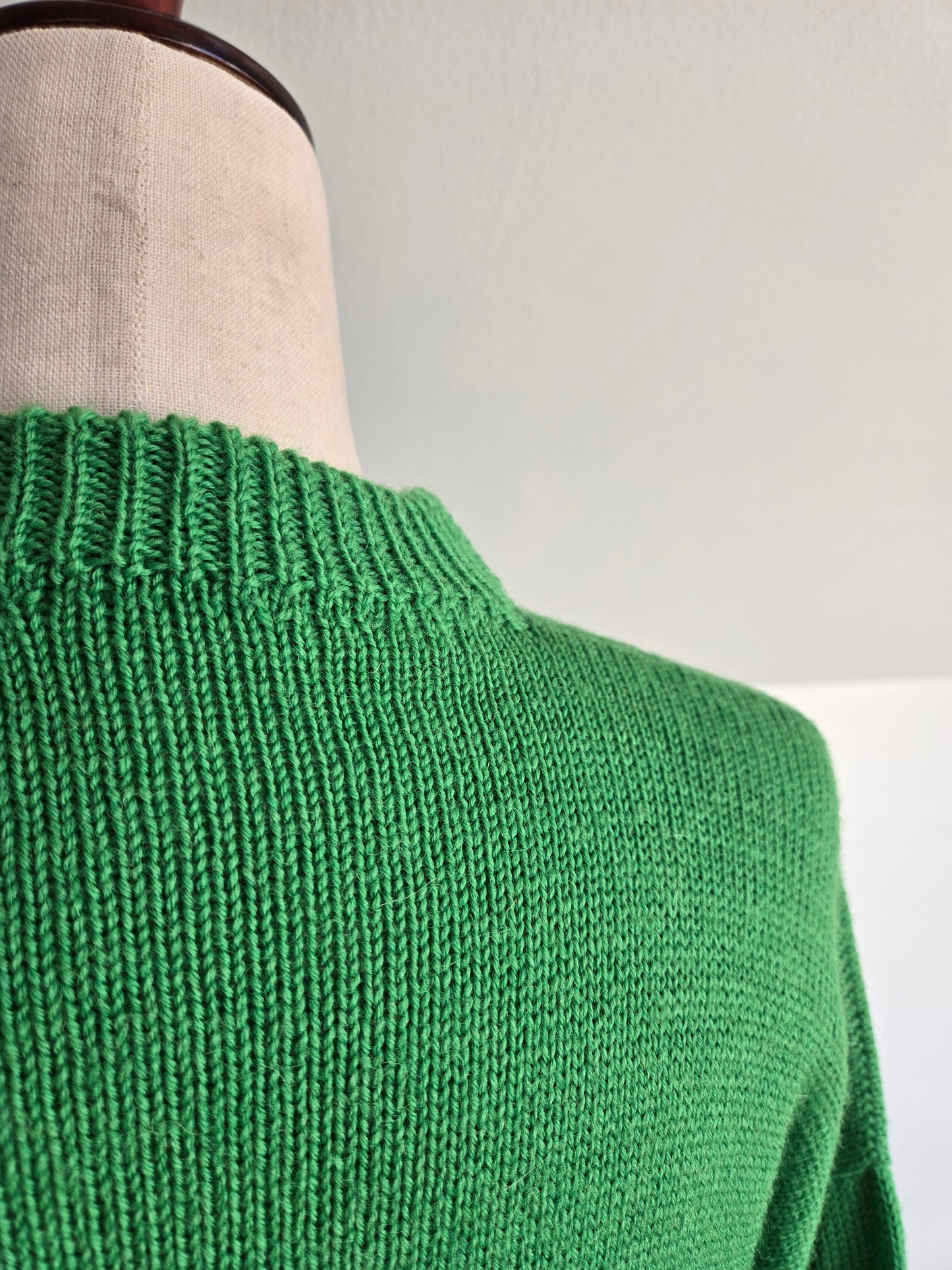 Vintage Traditional Co Kerry Irish Wool Sweater with Sheep - Medium