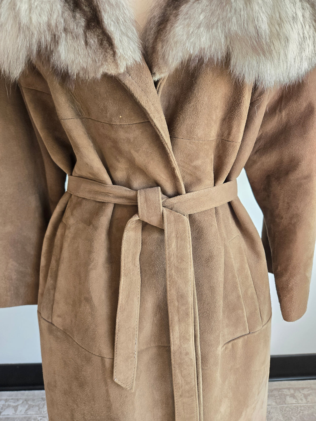 Vintage Suede Leather Coat with Genuine Fur Collar - XL/2XL