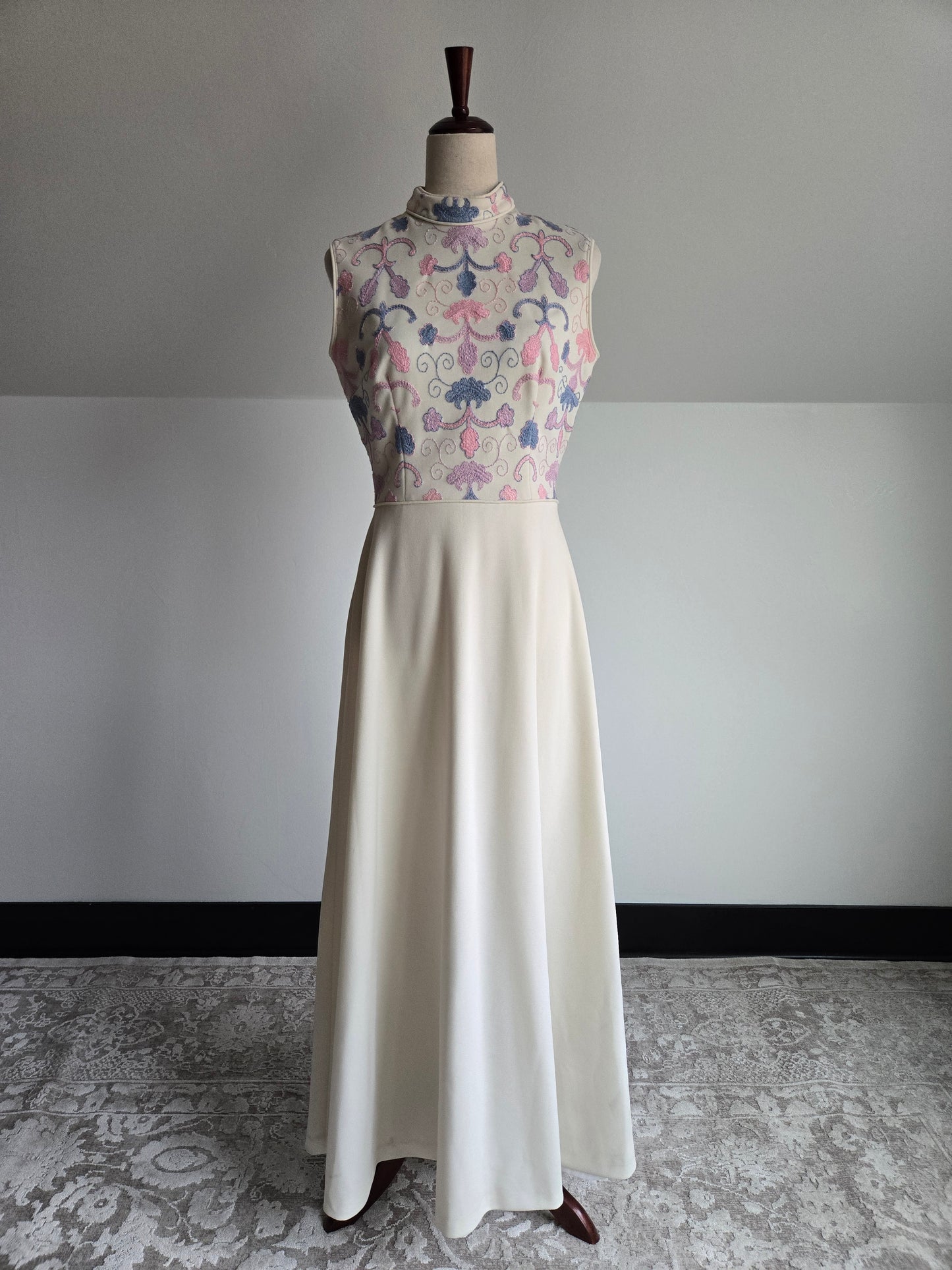 Vicky Vaughn Vintage 70s Maxi Dress - small/medium