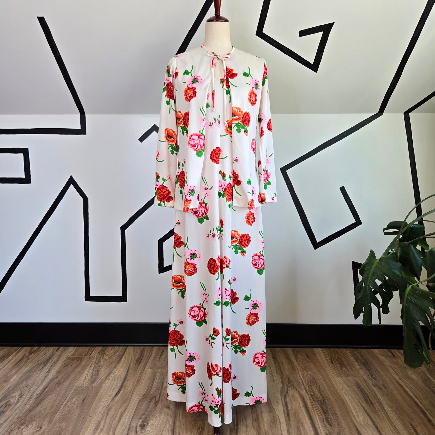 Vintage White with Florals 1970s Maxi Dress and Jacket Matching Set - Small/Medium