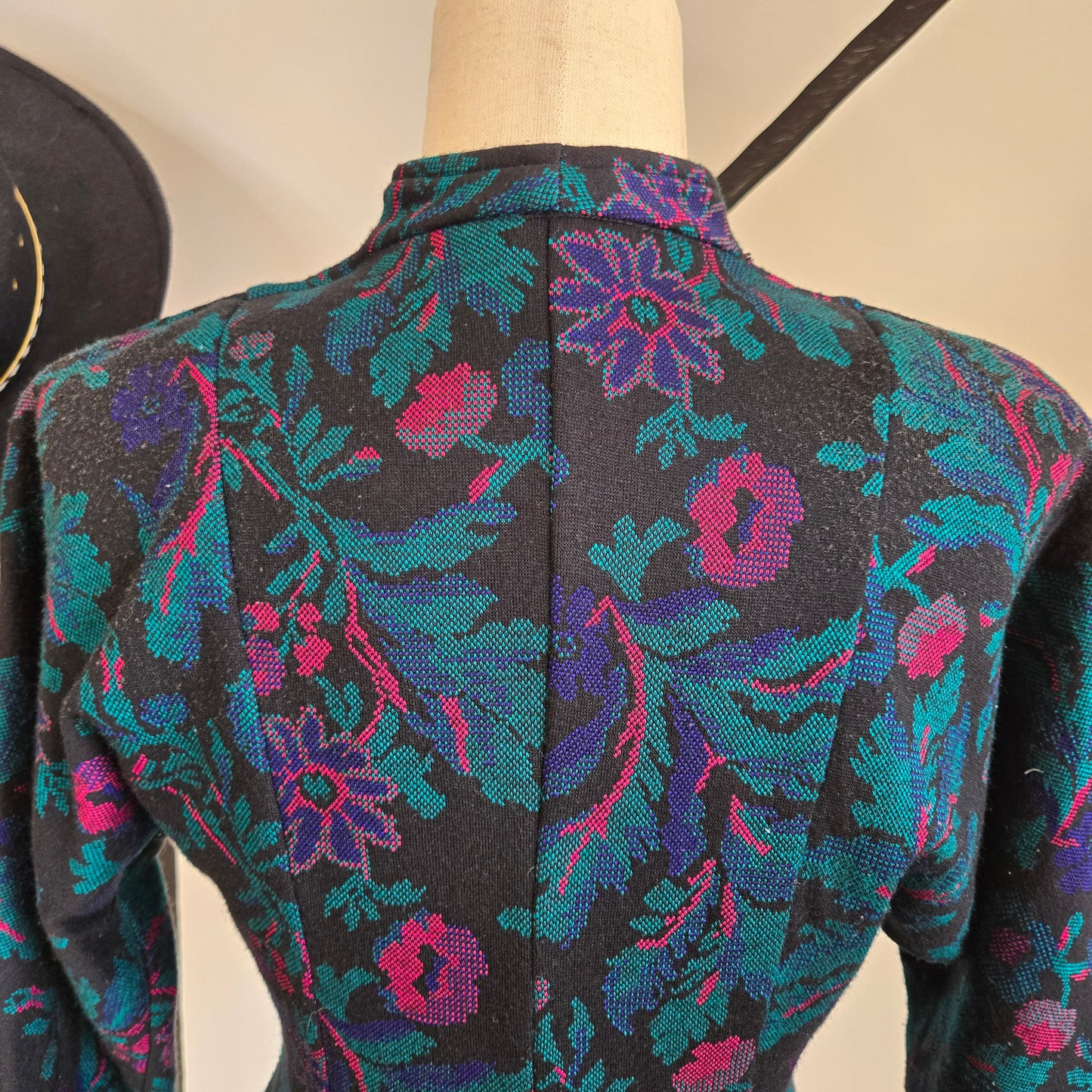 Vintage 80s Double Knit Floral Blazer - medium