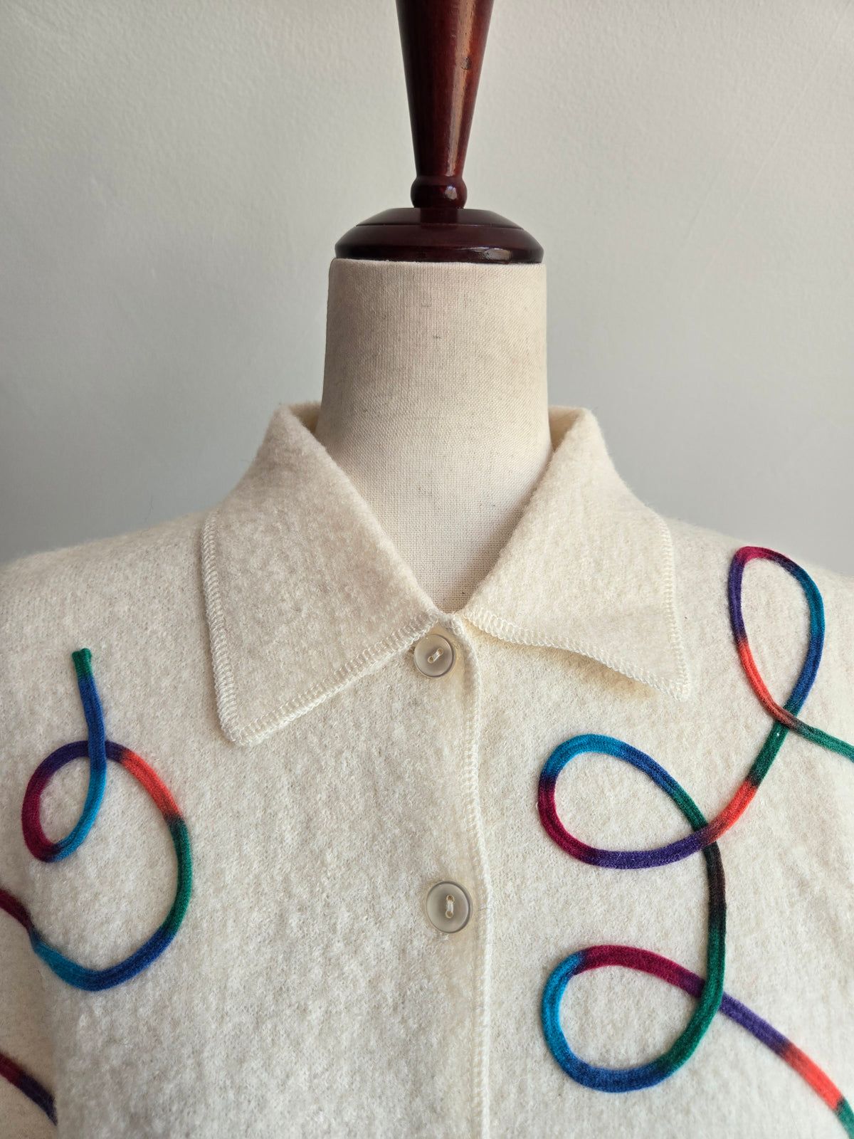 Vintage Sag Harbor Wool Cardigan with Colorful Detail - Large