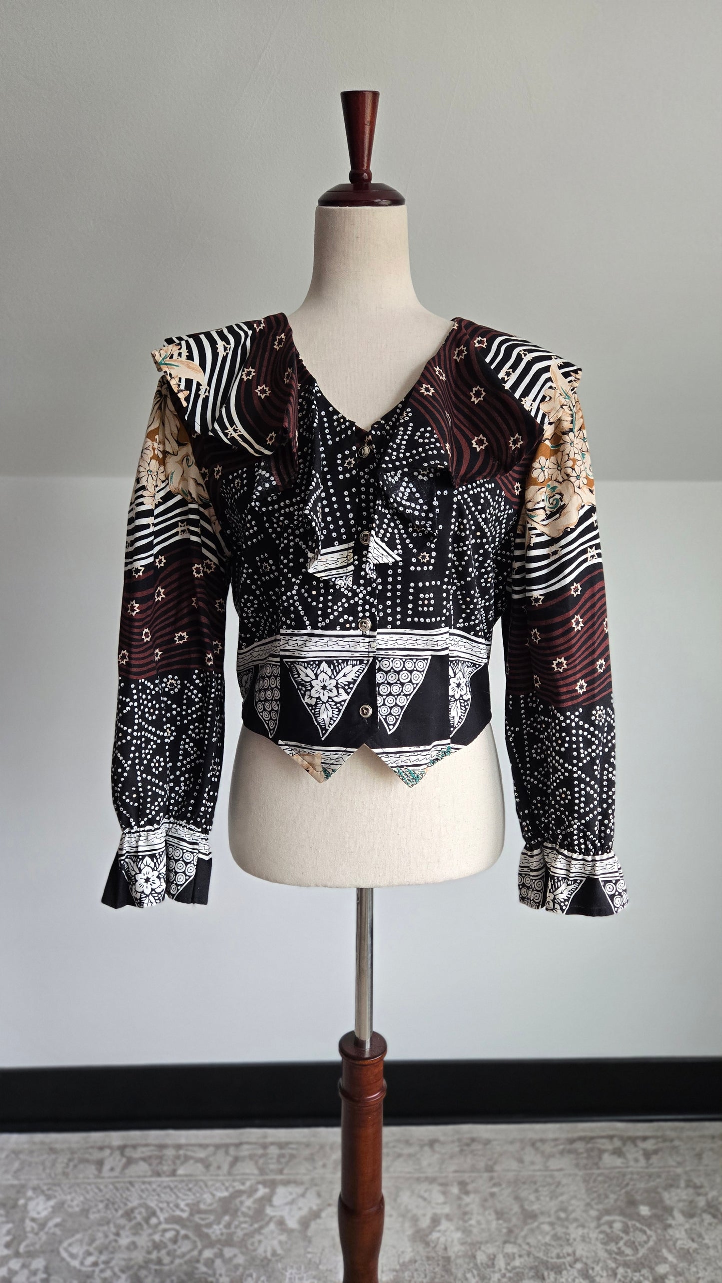 Circle T Roughrider Vintage Western Cropped Blouse - Large