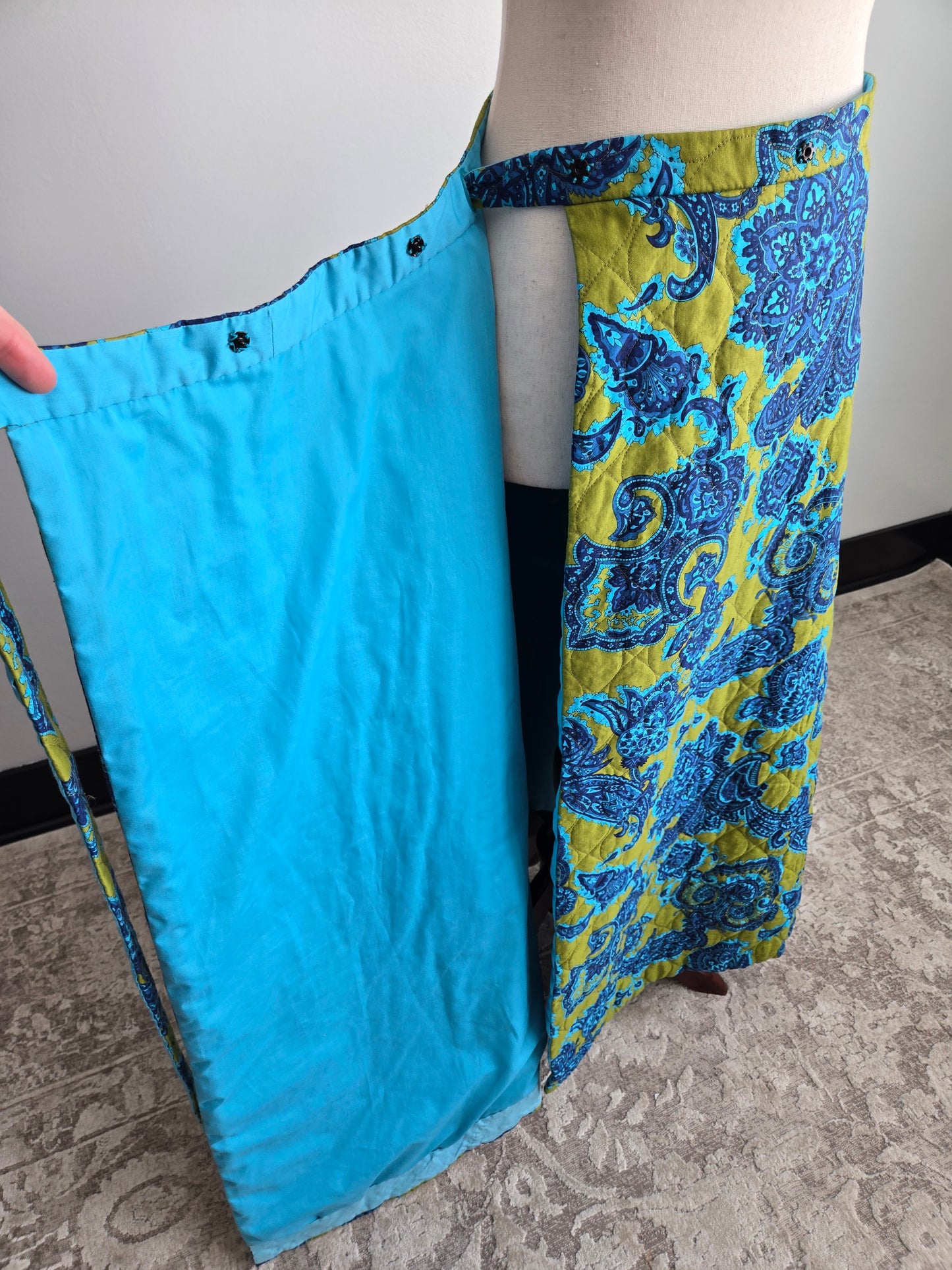 Vintage 1970s Quilted Wrap Skirt - W28"+