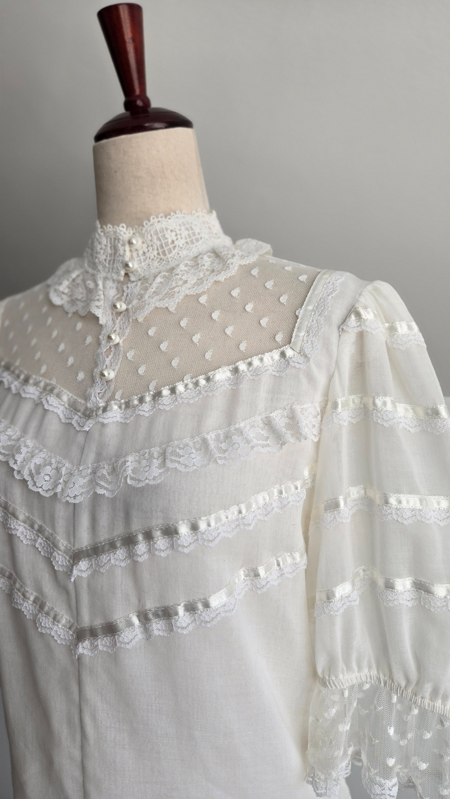 Gold Label Jessica's Gunnies San Fransisco Vintage 70s Gauzy Blouse - Medium