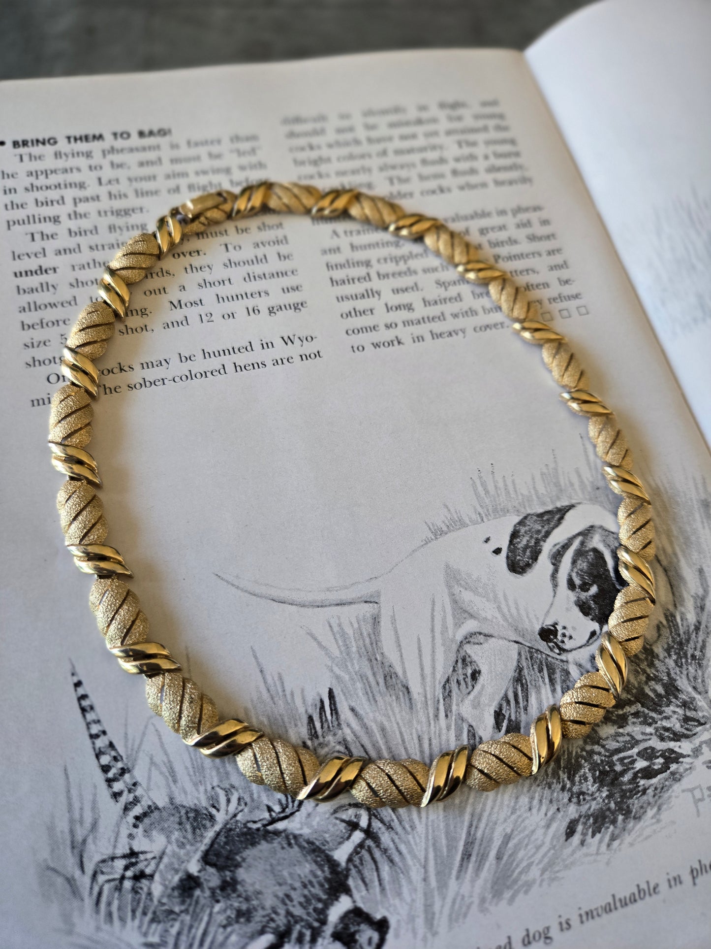Trifari Signed Vintage Gold Tone Choker Necklace