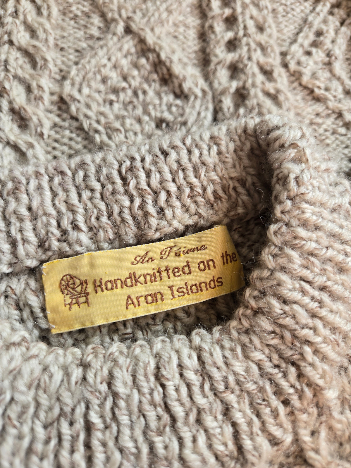 Aran Islands Soft Wool Hand Knitted Chunky Sweater - Medium