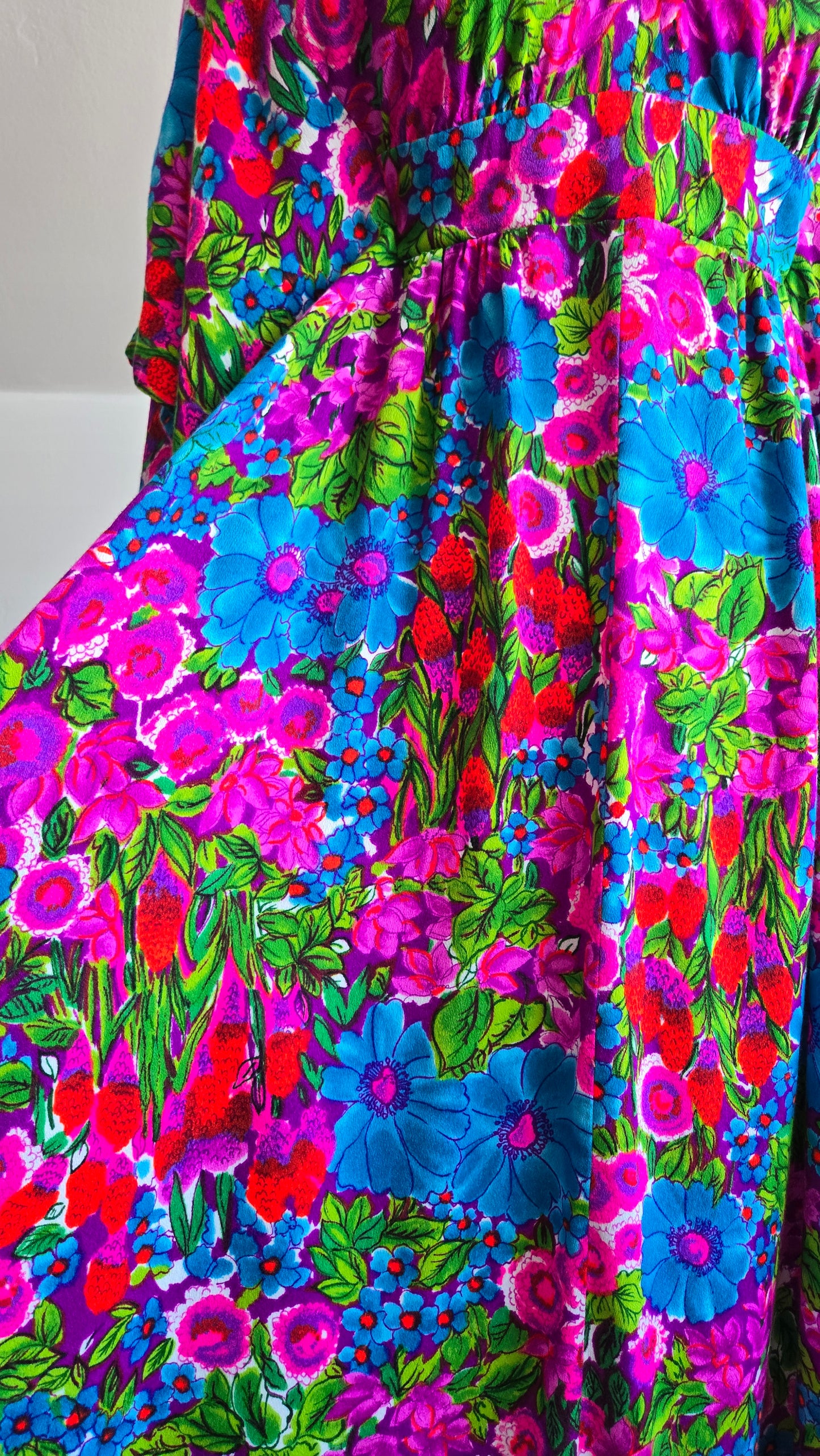 Ter-She Vintage Barkcloth Dayglo Print Floral Caftan - OS