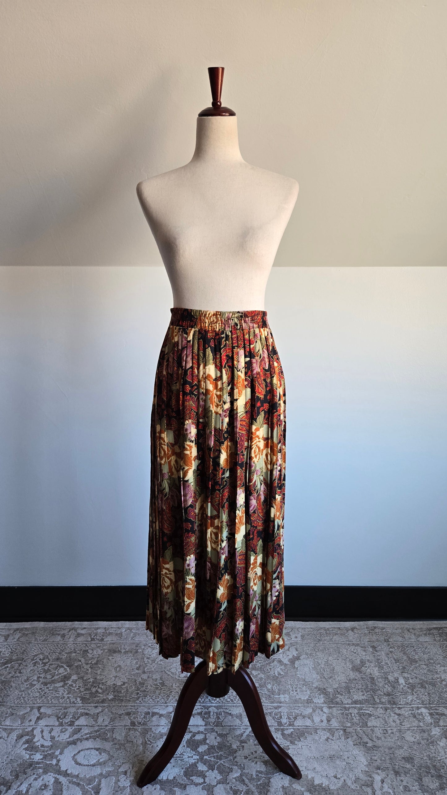Melrose Vintage 90s Rayon Skirt - S/M/L