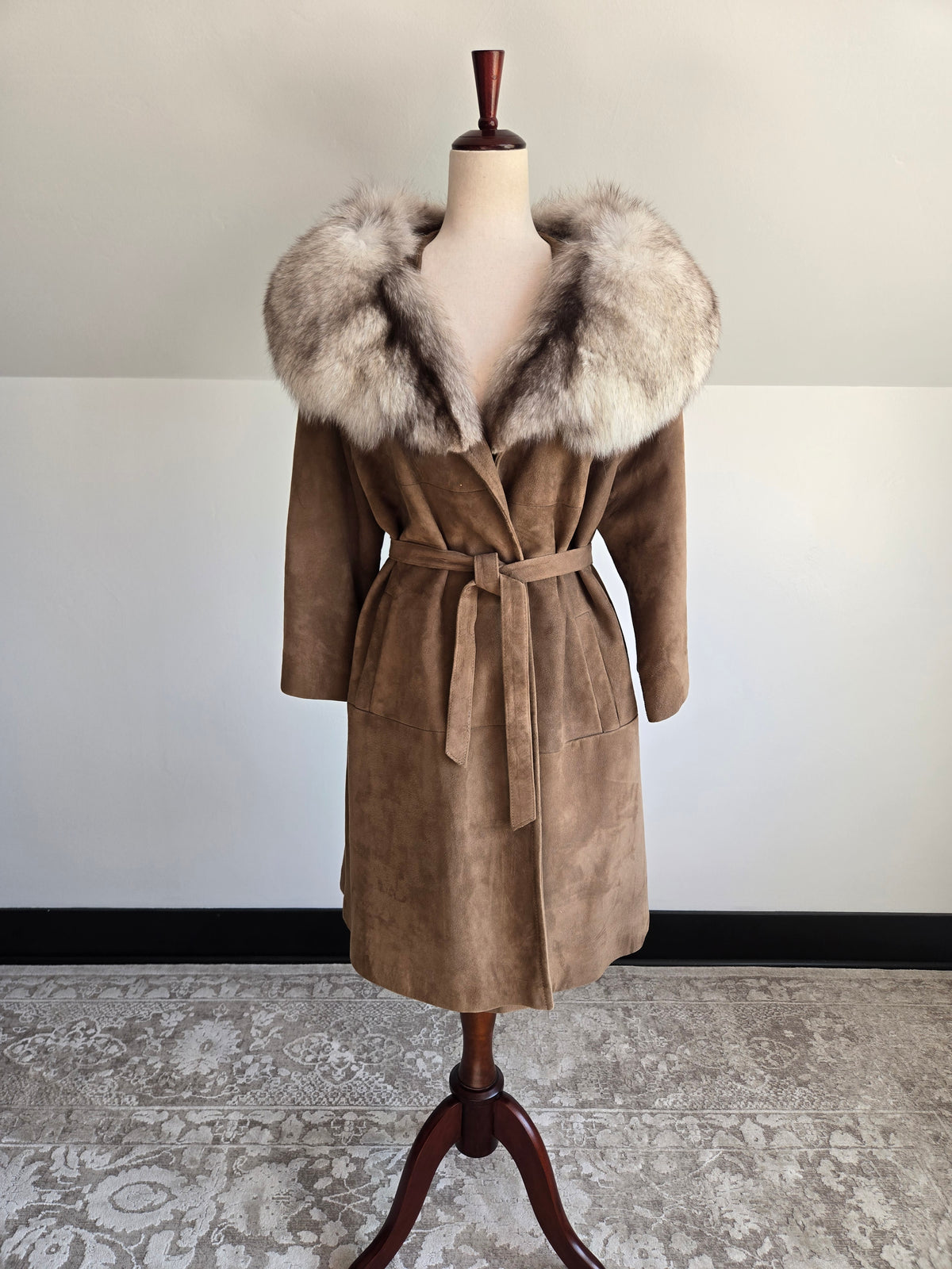 Vintage Suede Leather Coat with Genuine Fur Collar - XL/2XL