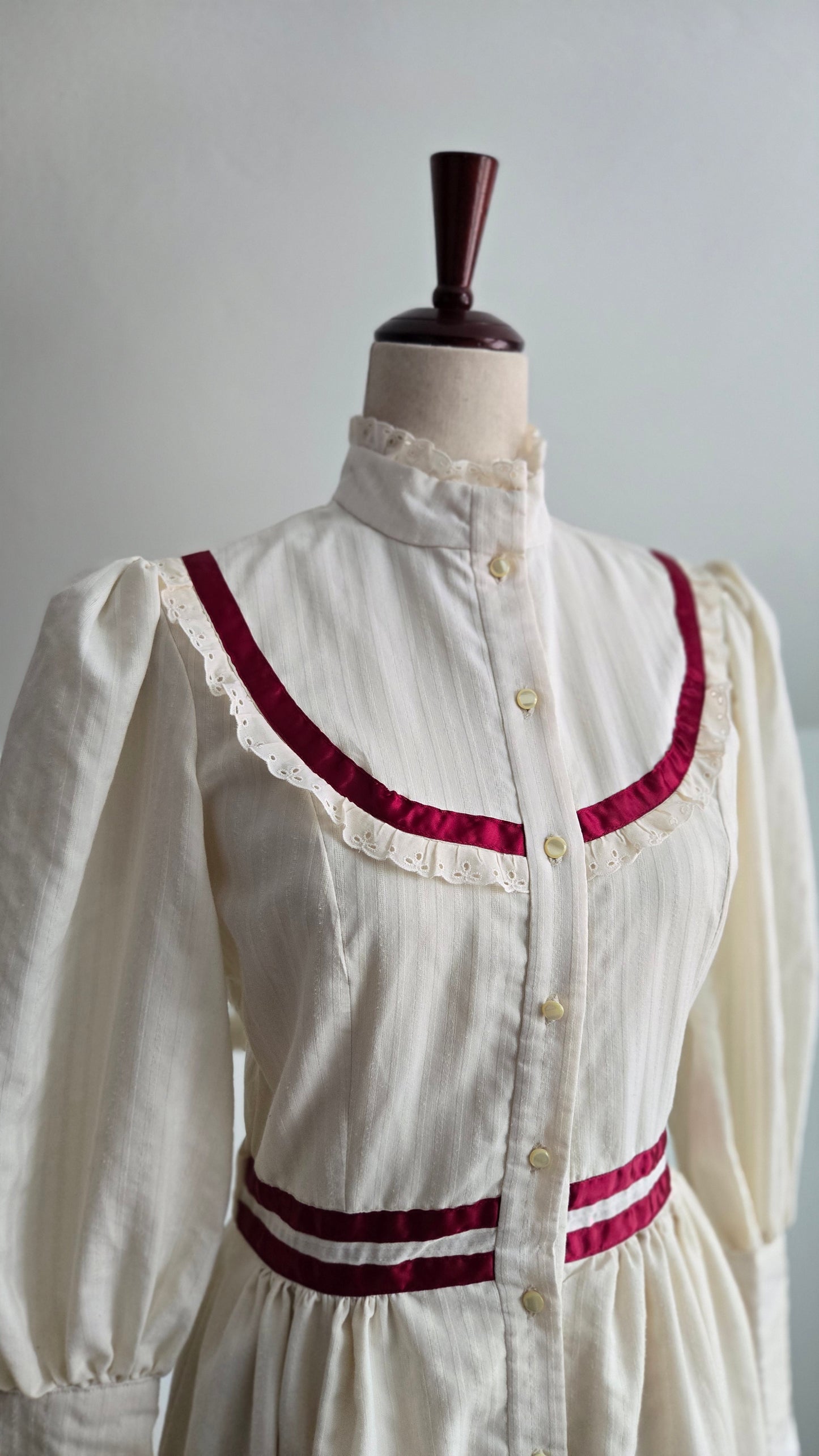 Vintage 1970s Cotton Prairie/Gunne Style Dress - small/medium