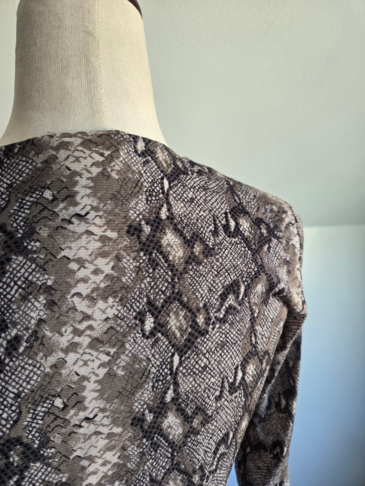 International Concepts 90s Mesh Snakeskin Top - S/M